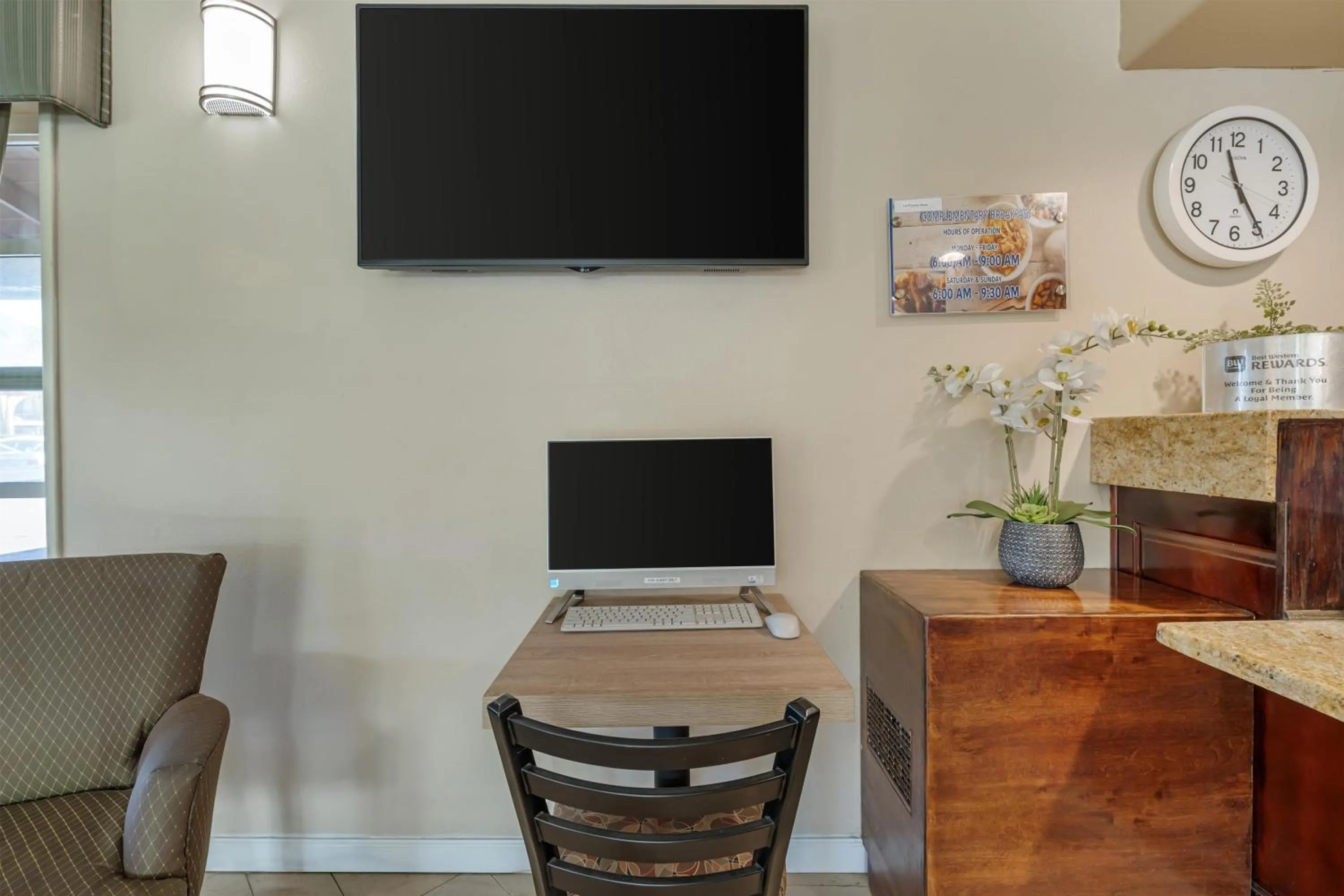 Business facilities in Best Western La Posada Motel