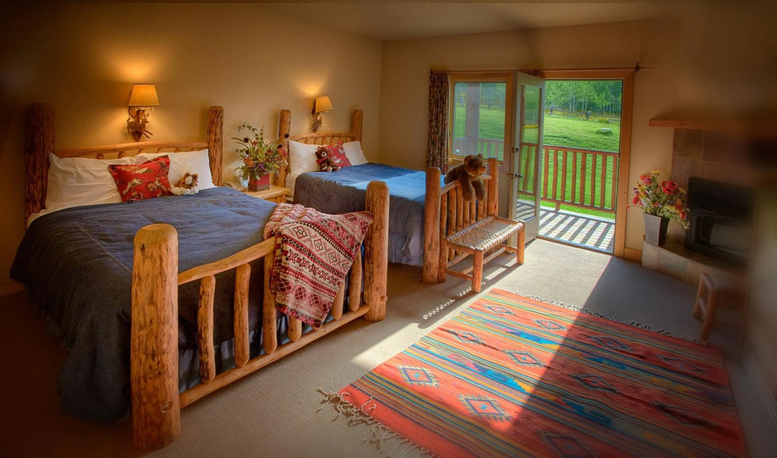 Bed in Daniels Summit Lodge