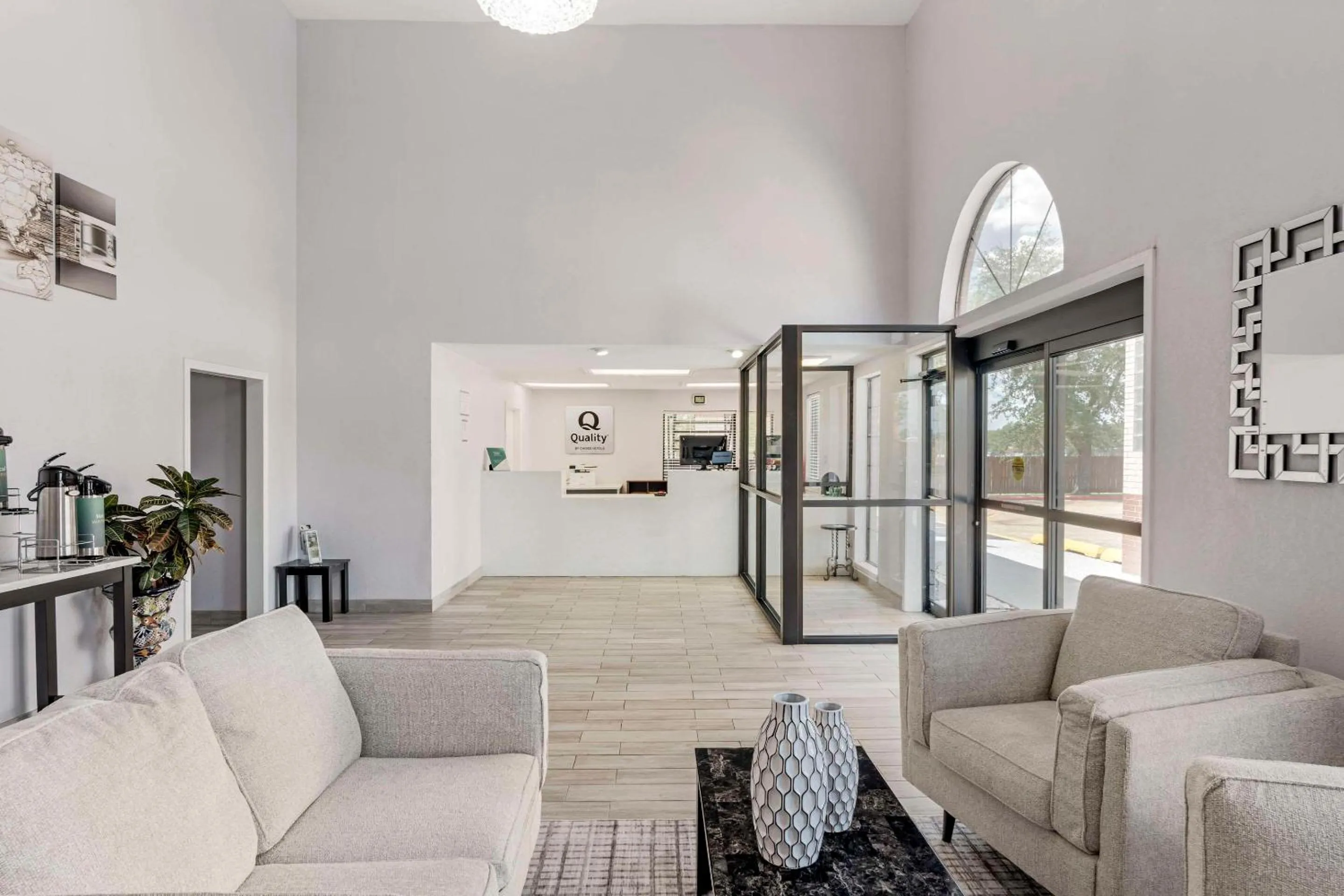 Lobby or reception in Americas Best Value Inn New Boston