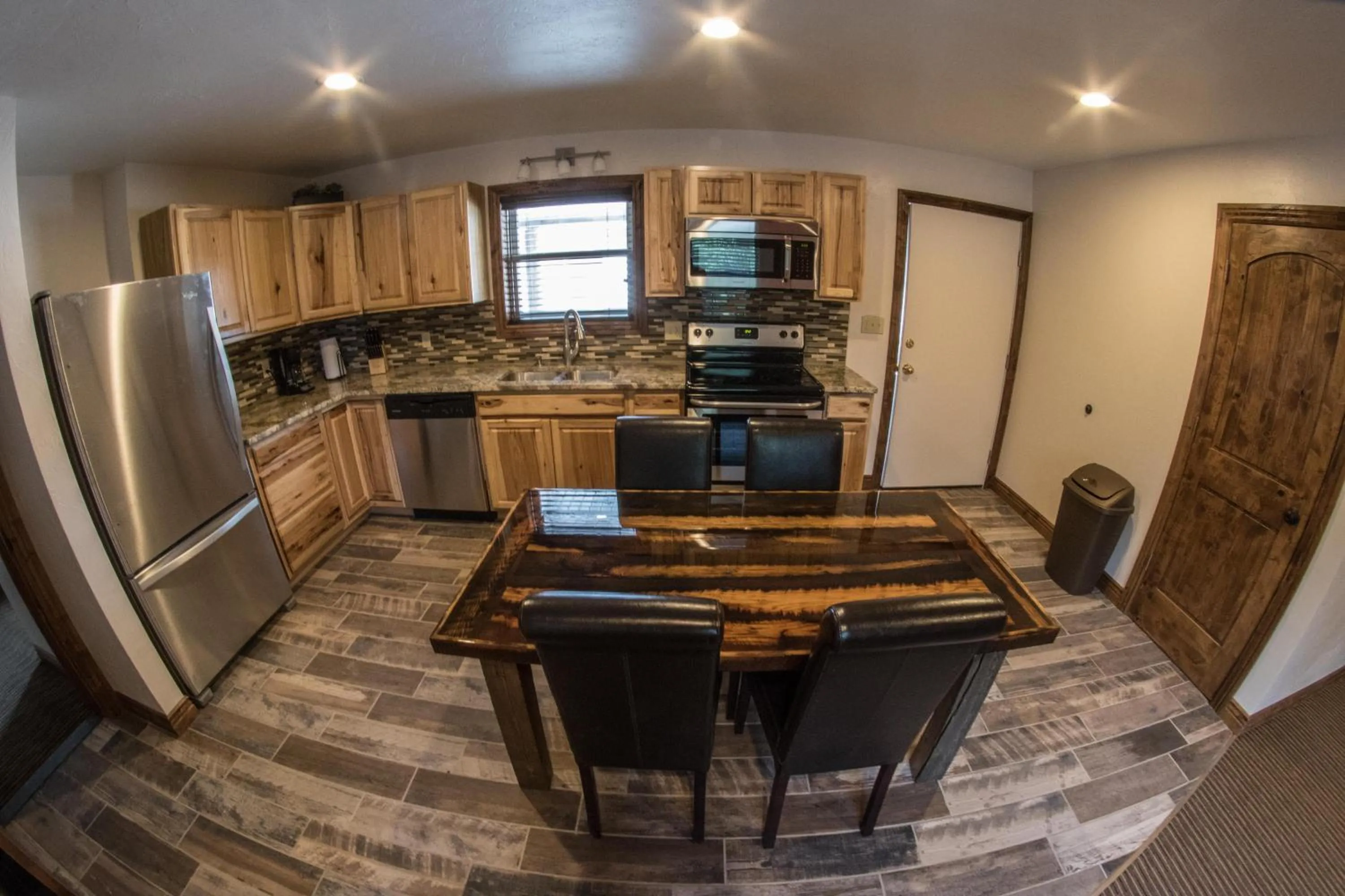 Kitchen or kitchenette in Stagecoach Inn & Suites