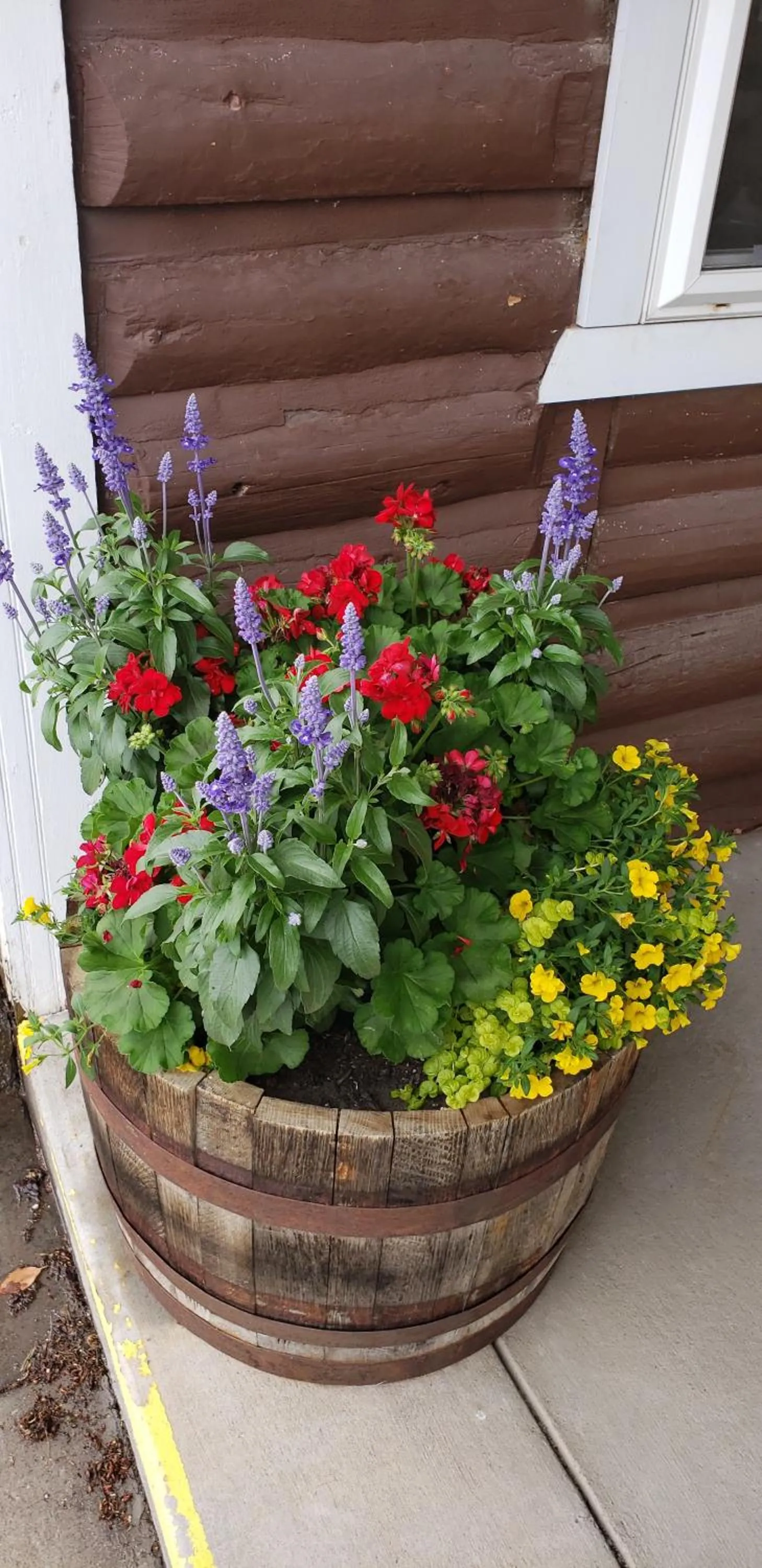 Patio in Stagecoach Inn & Suites
