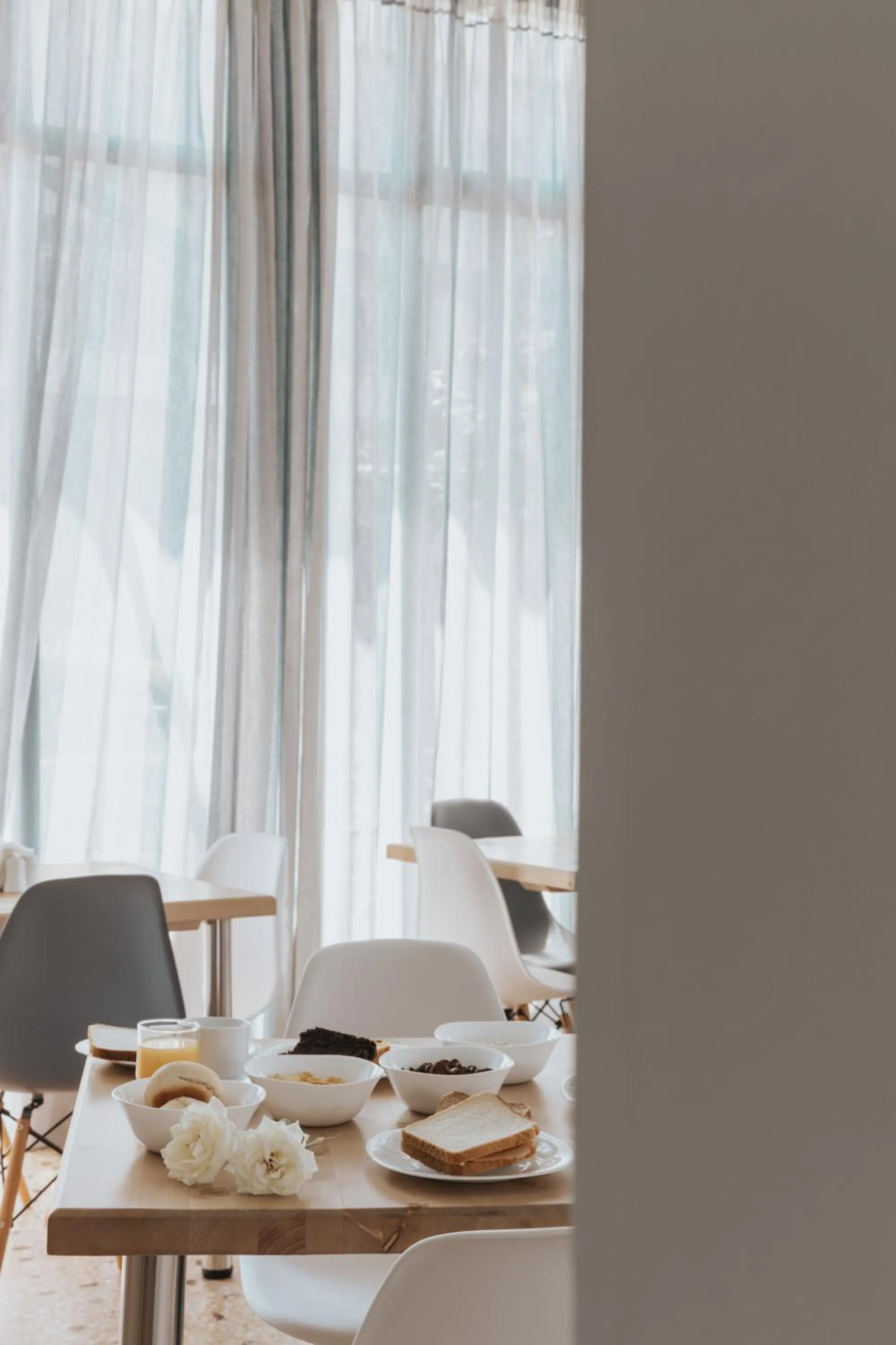 Restaurant/places to eat in Vivari Acta