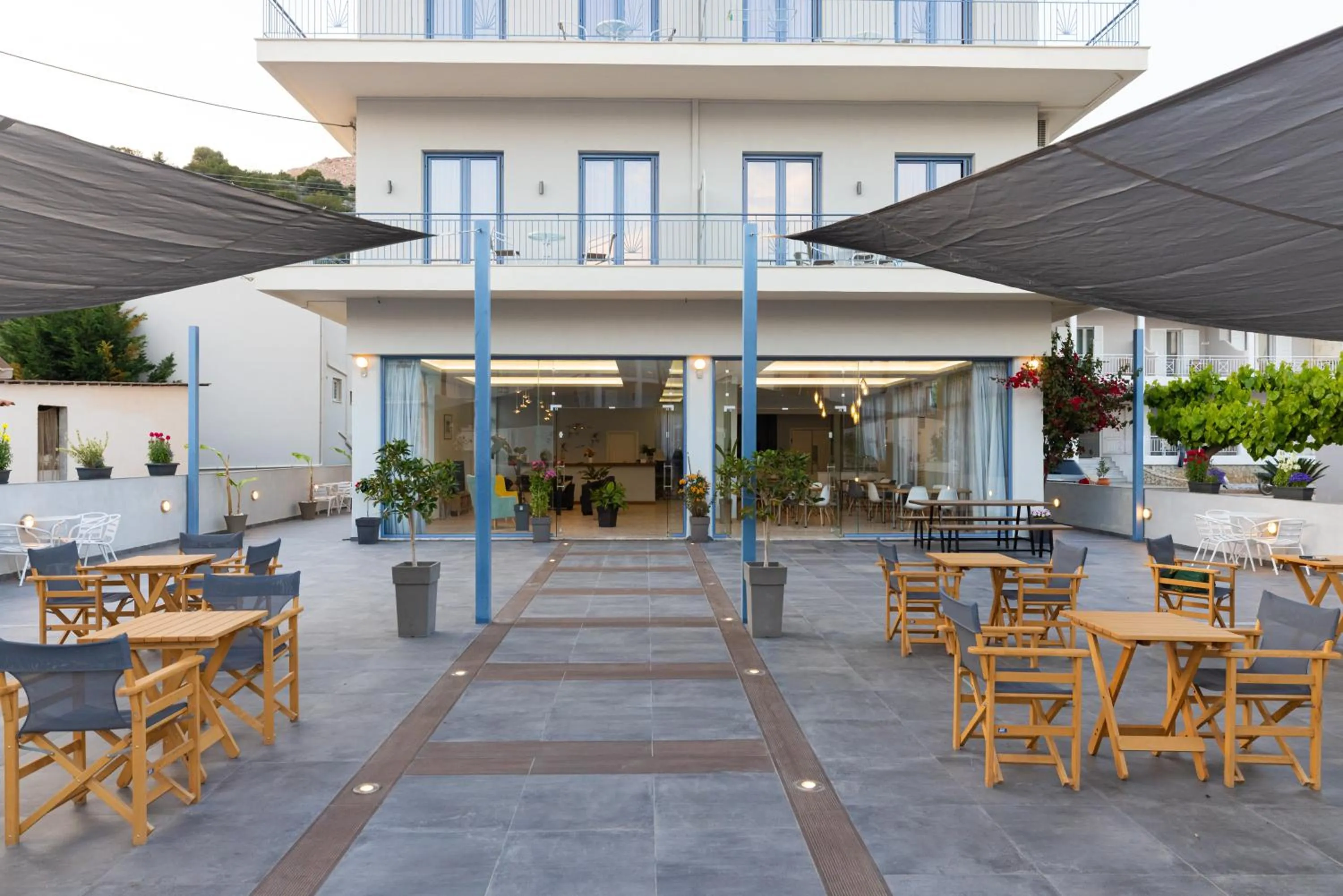 Property building in Vivari Acta