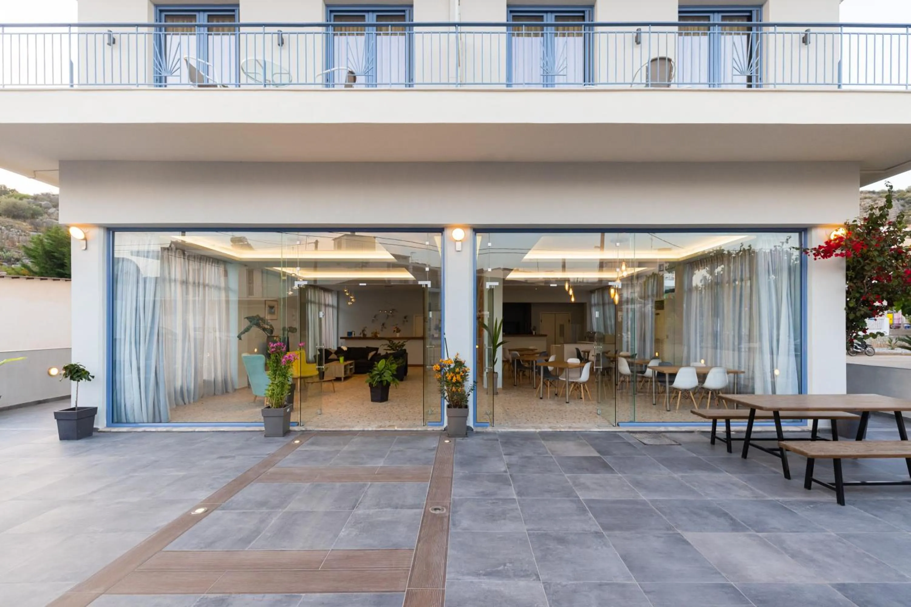 Property building in Vivari Acta