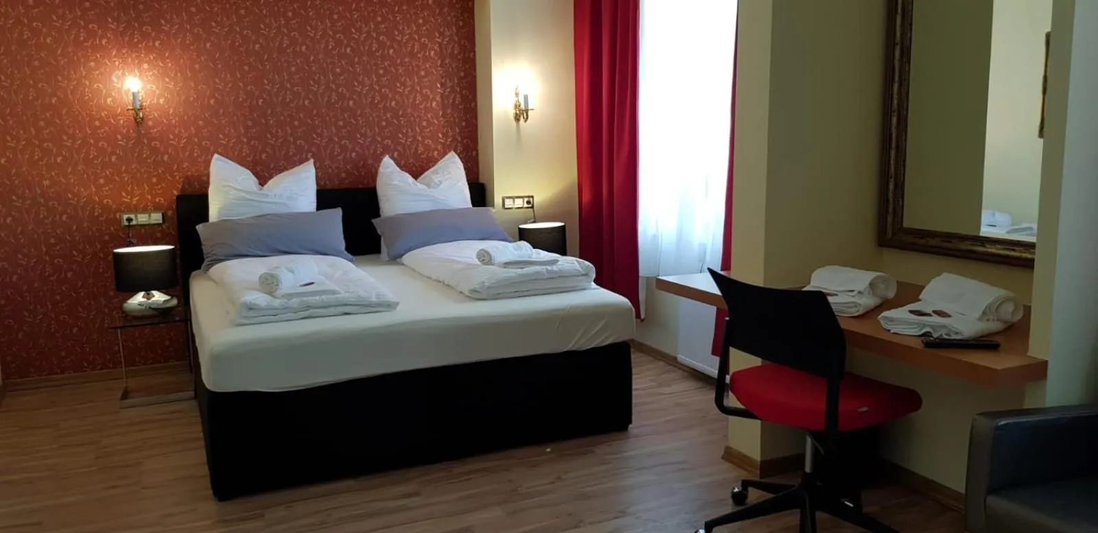 Photo of the whole room, Bed in Hotel-Villa Lalee