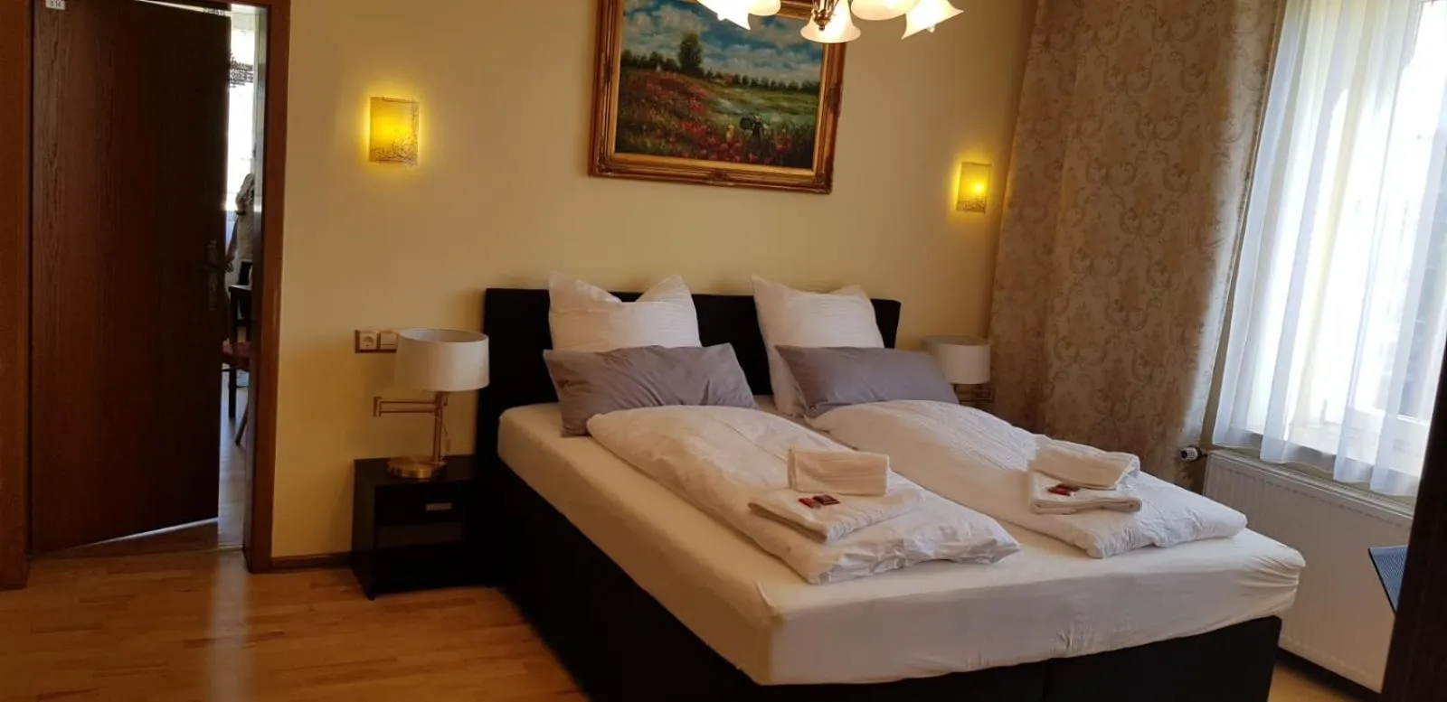 Photo of the whole room, Bed in Hotel-Villa Lalee