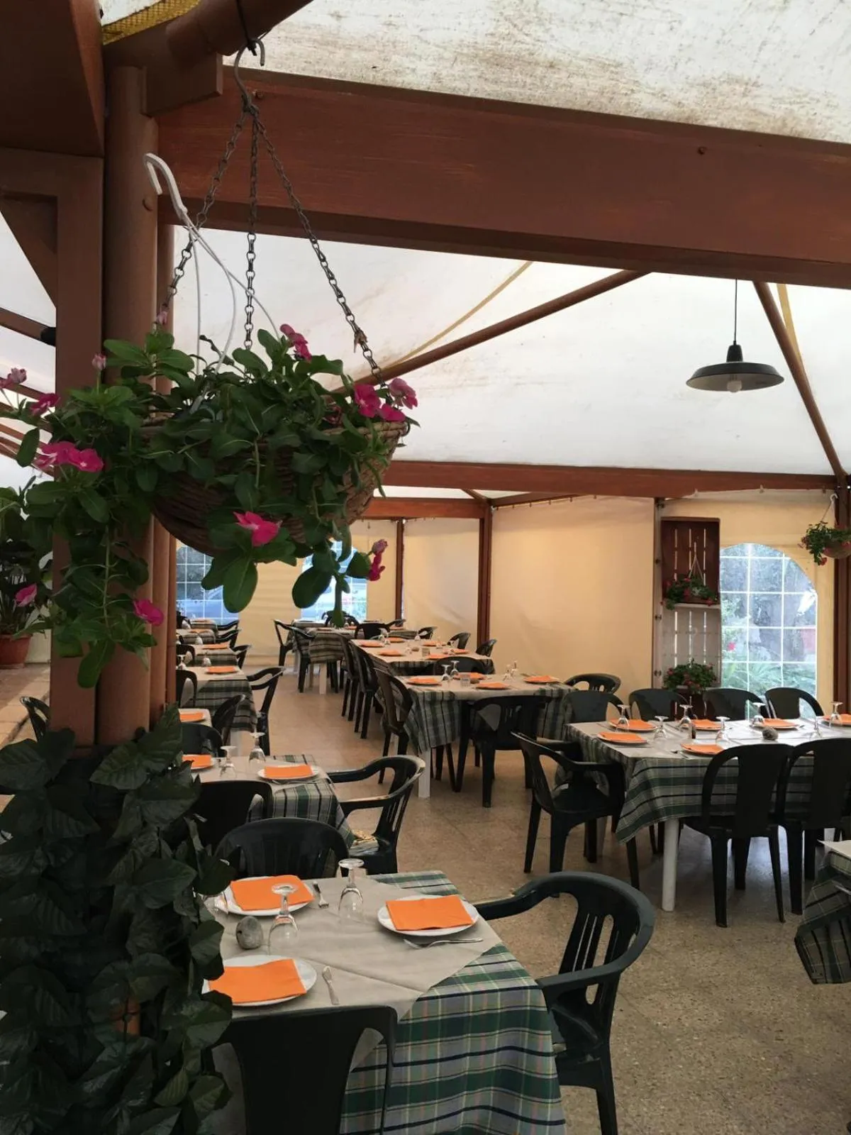 Restaurant/places to eat in U’ Fore B&B Relax garden