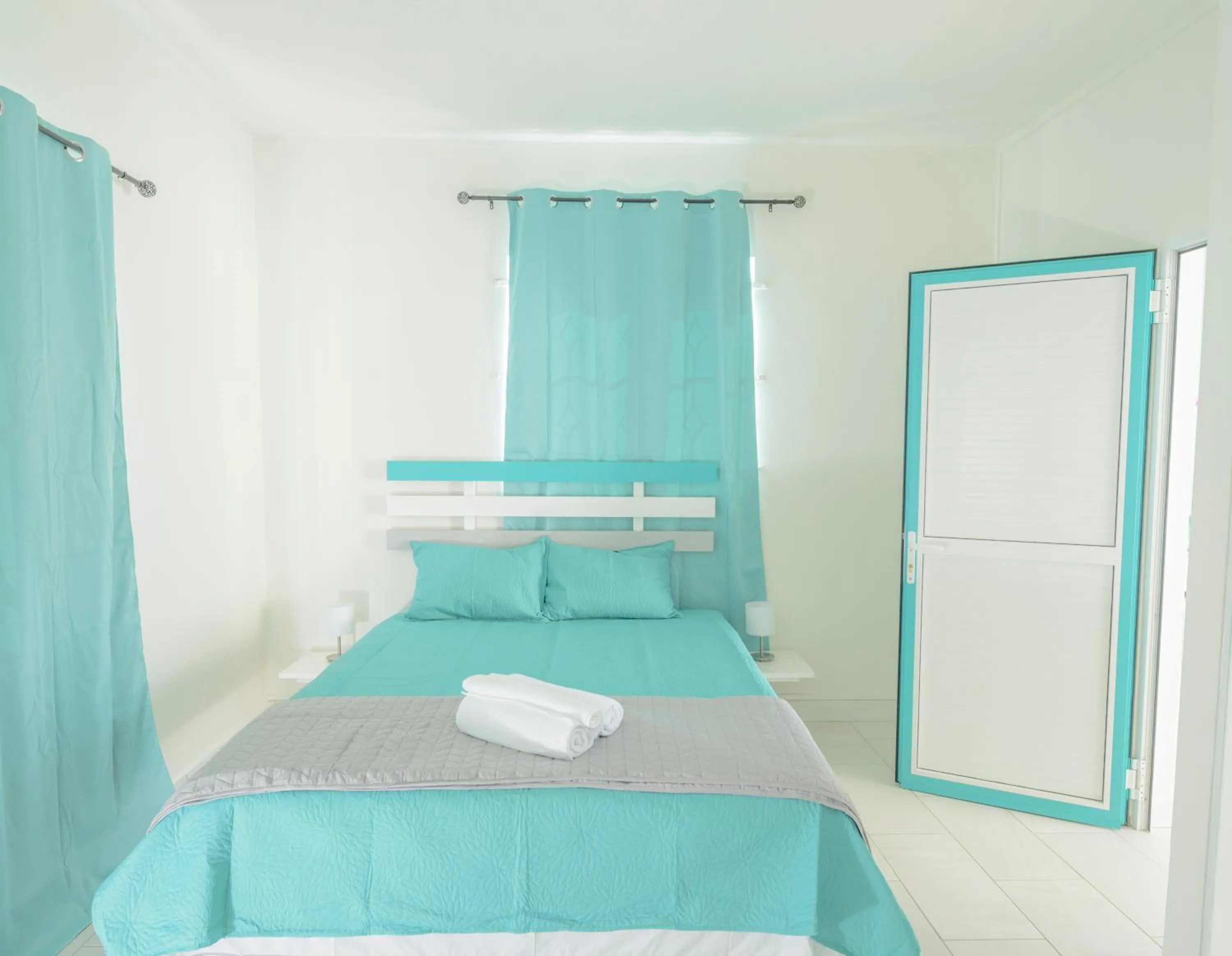 Bed in Abiki Mauritius with Tourism Authority Permit