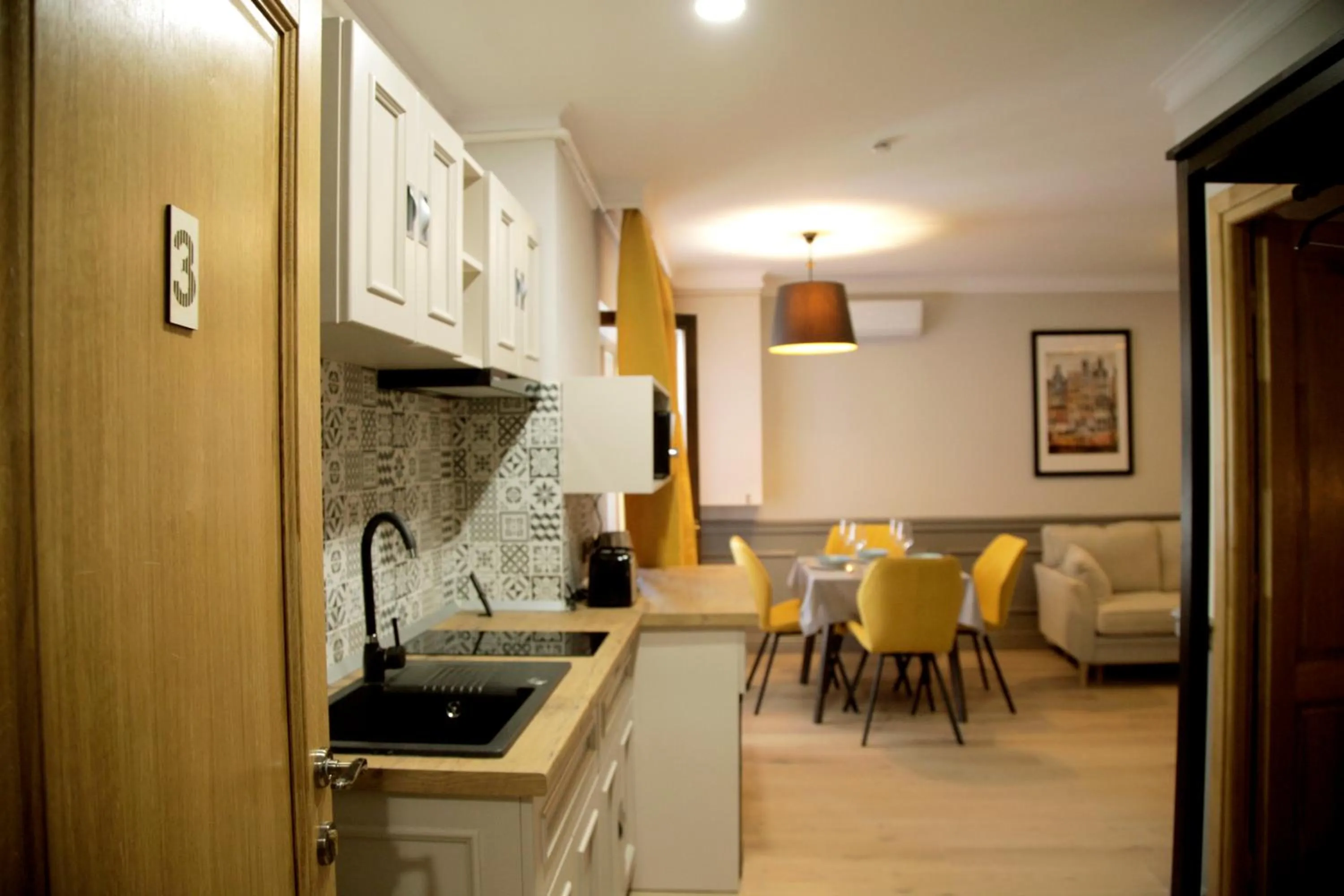 Kitchen or kitchenette in Central Boutique Apartments