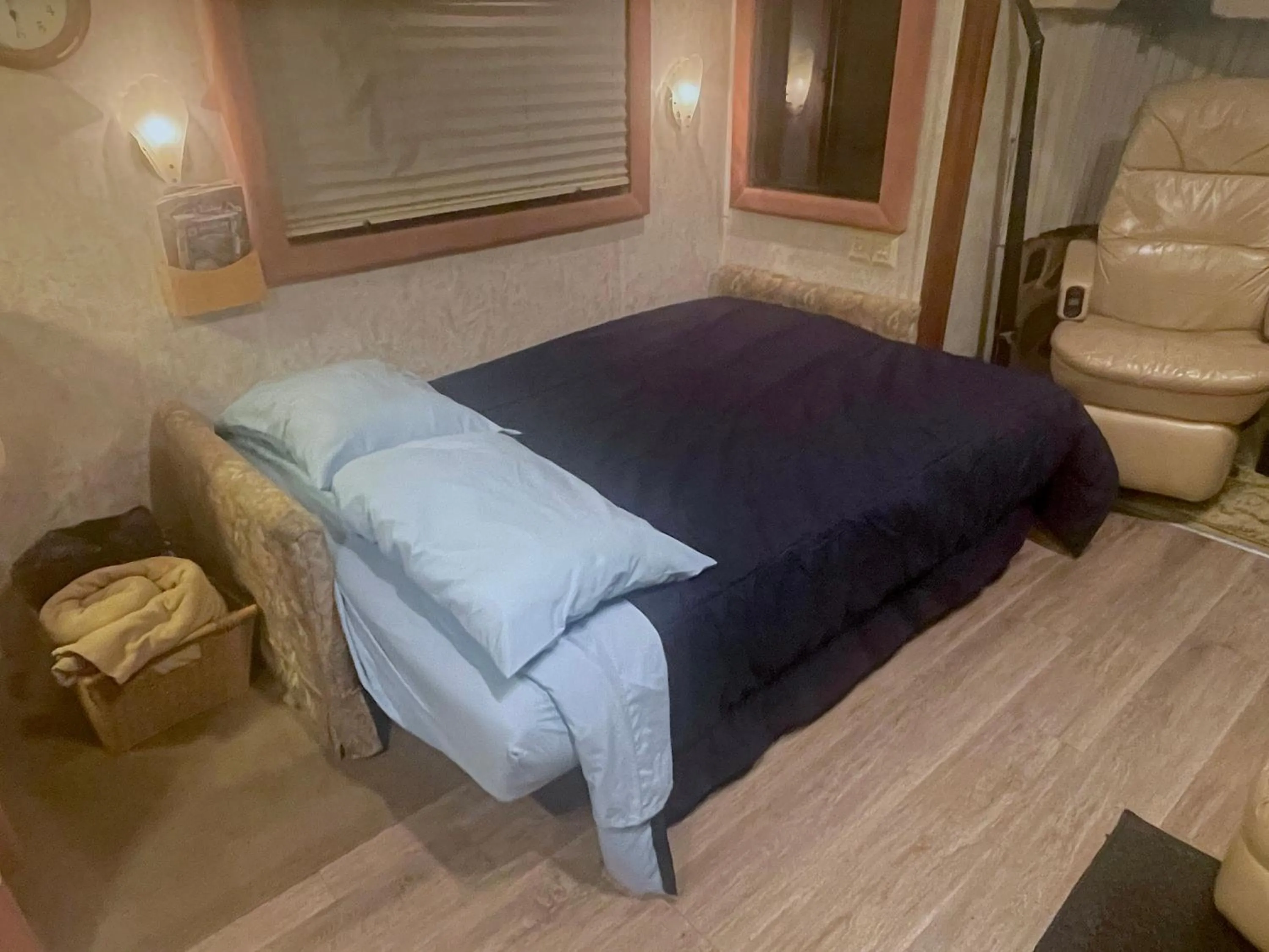 Bed in The Great Escape - Shirley