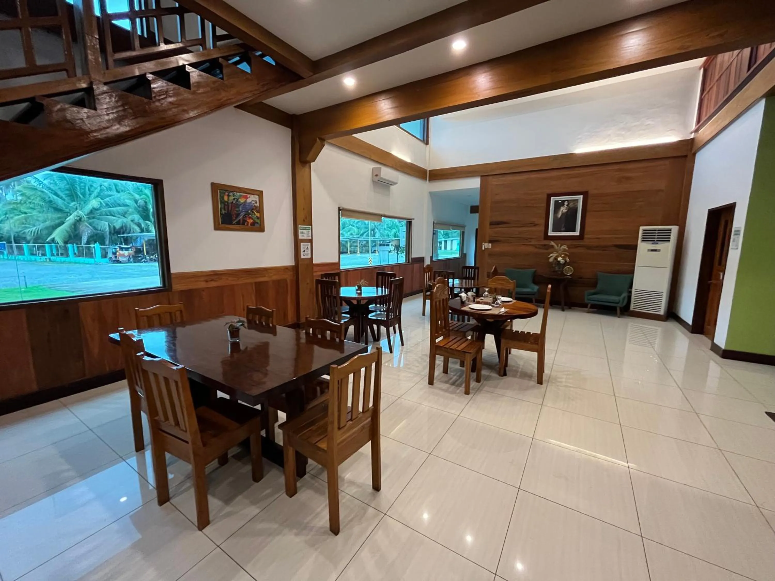 Restaurant/places to eat in San Pedro Country Farm Resort and Event Center Inc