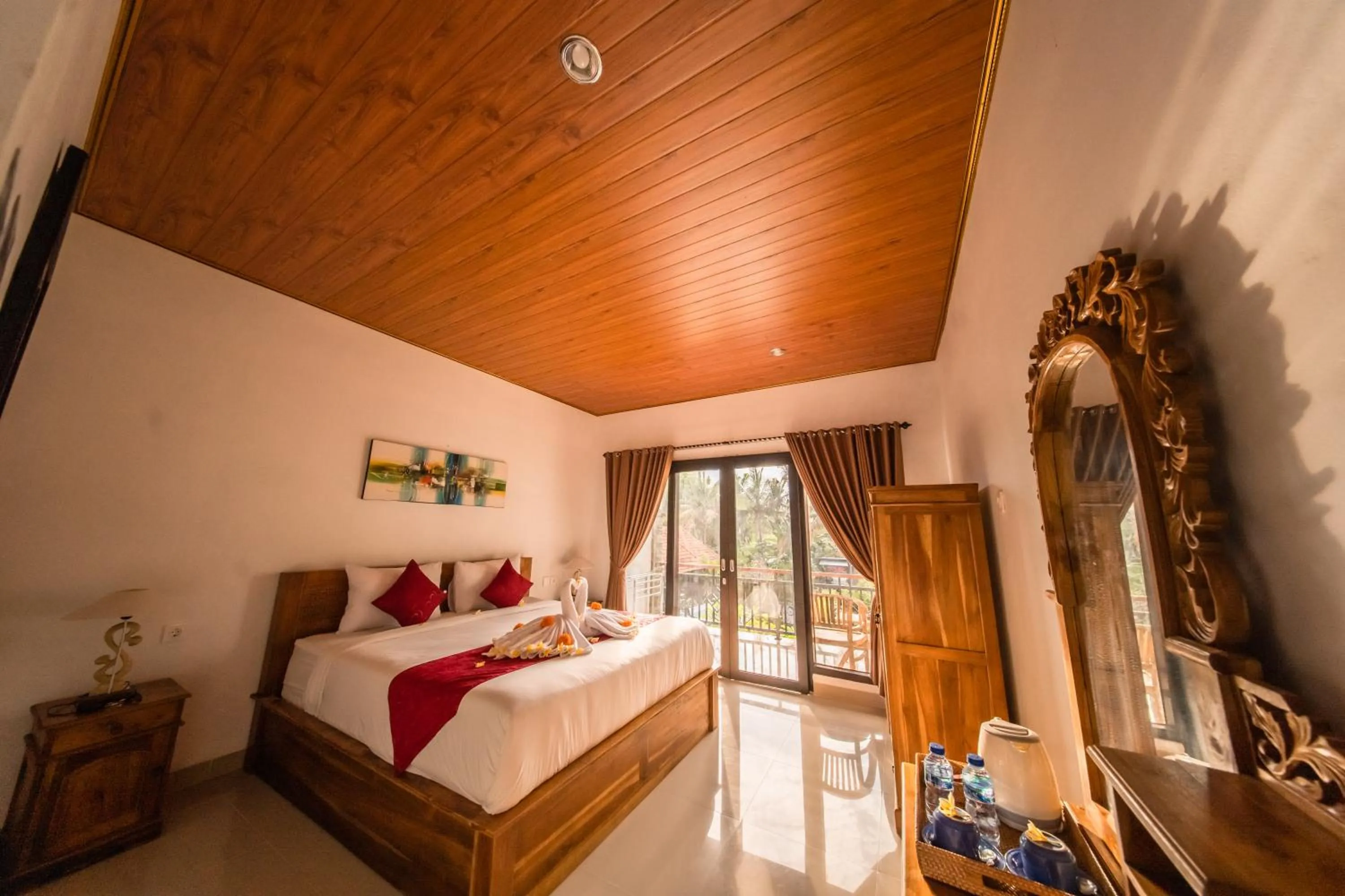 Bed in Surya Maha Bungallo