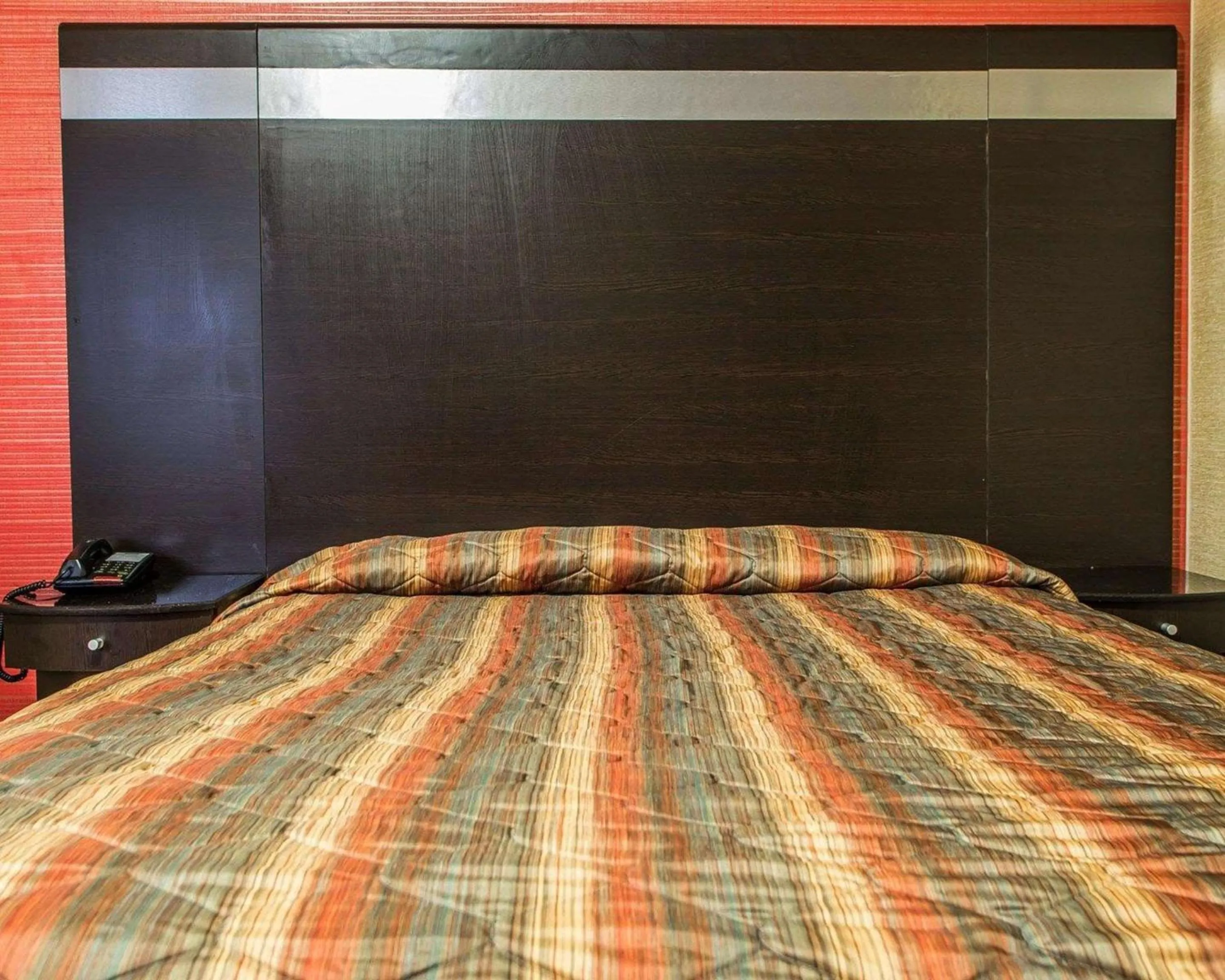 Photo of the whole room, Bed in Rodeway Inn Belleville