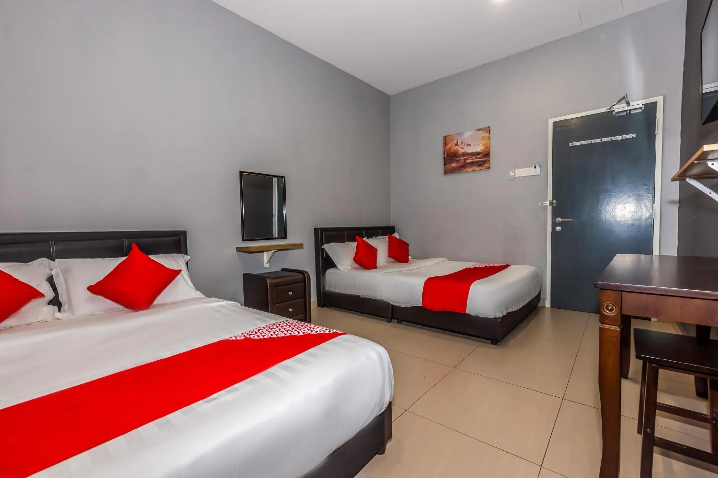 Bedroom in OYO 1185 Ho Hotel