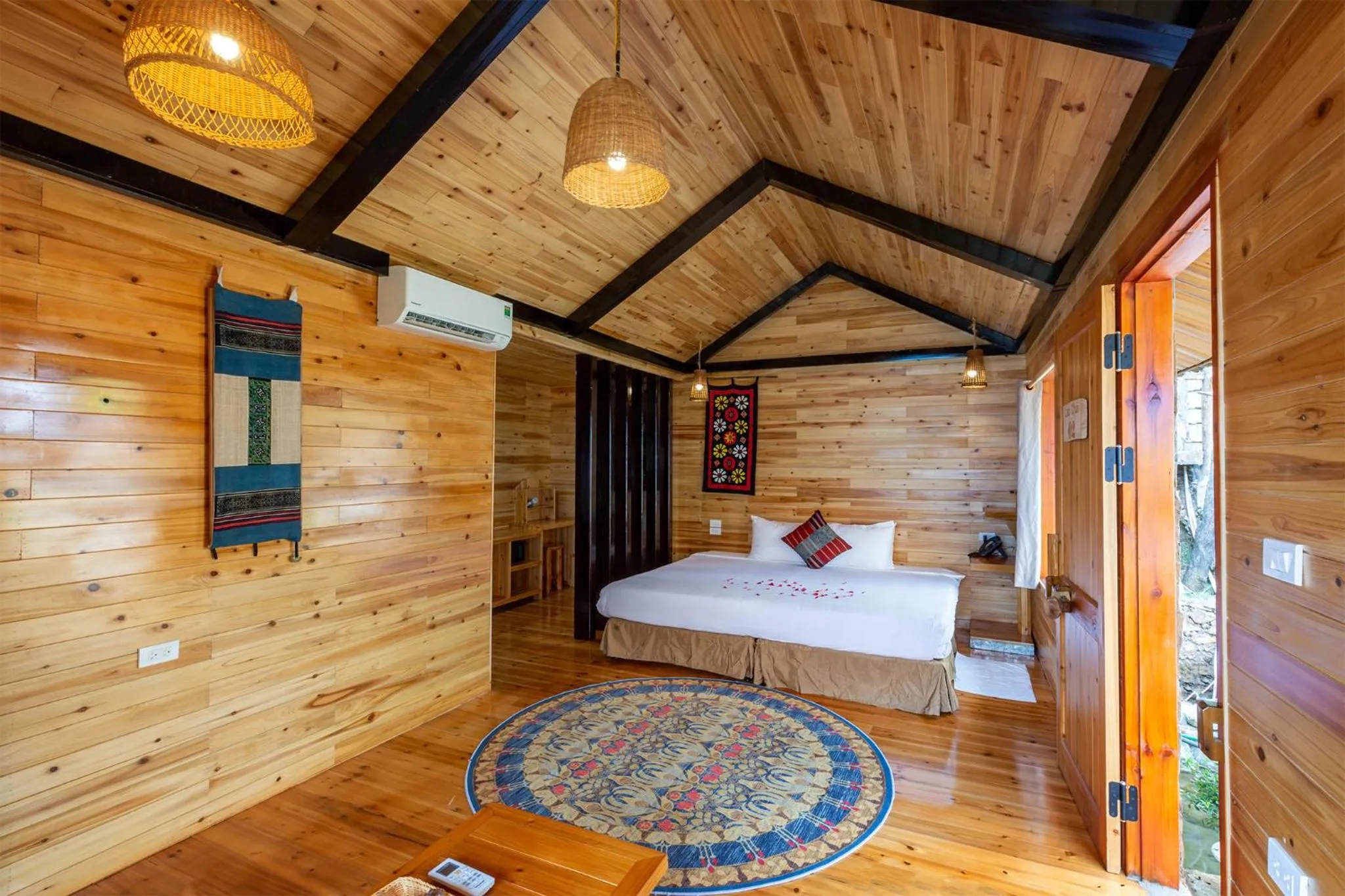 Bedroom, Bed in Laxsik Ecolodge