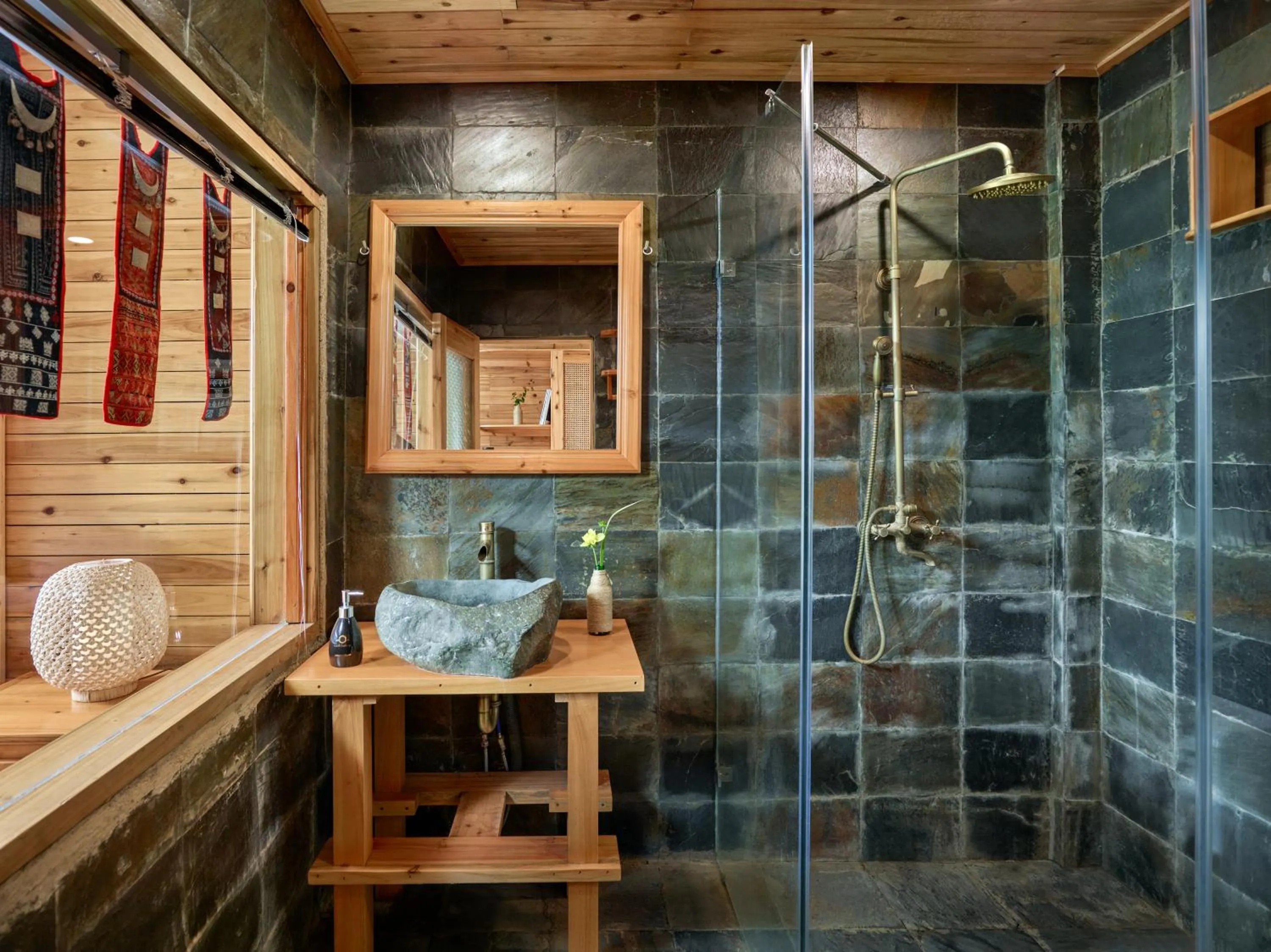 Property building in Laxsik Ecolodge