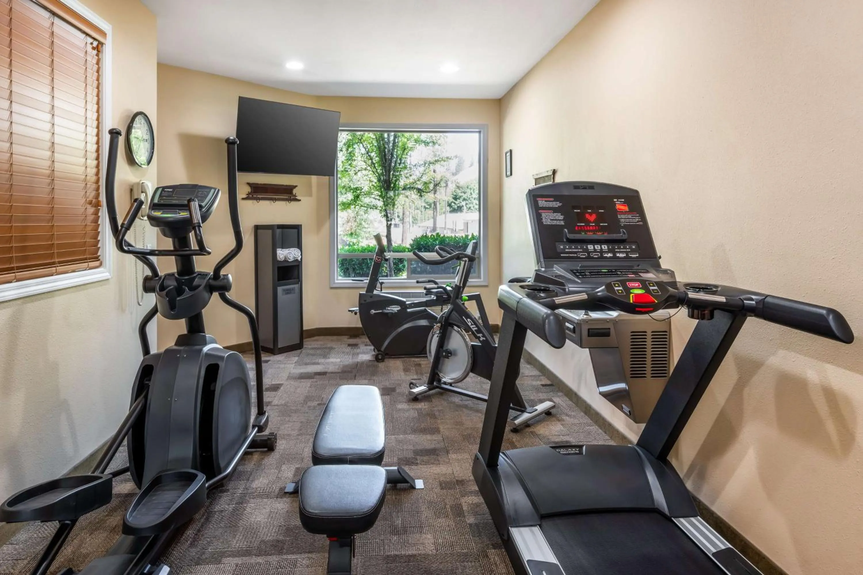 Fitness centre/facilities in Best Western Lodge at River's Edge