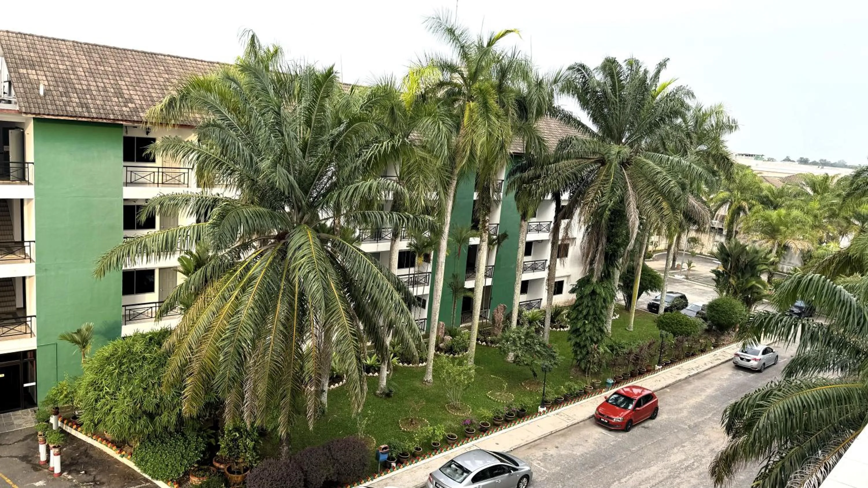 Property building in Hotel Green Park