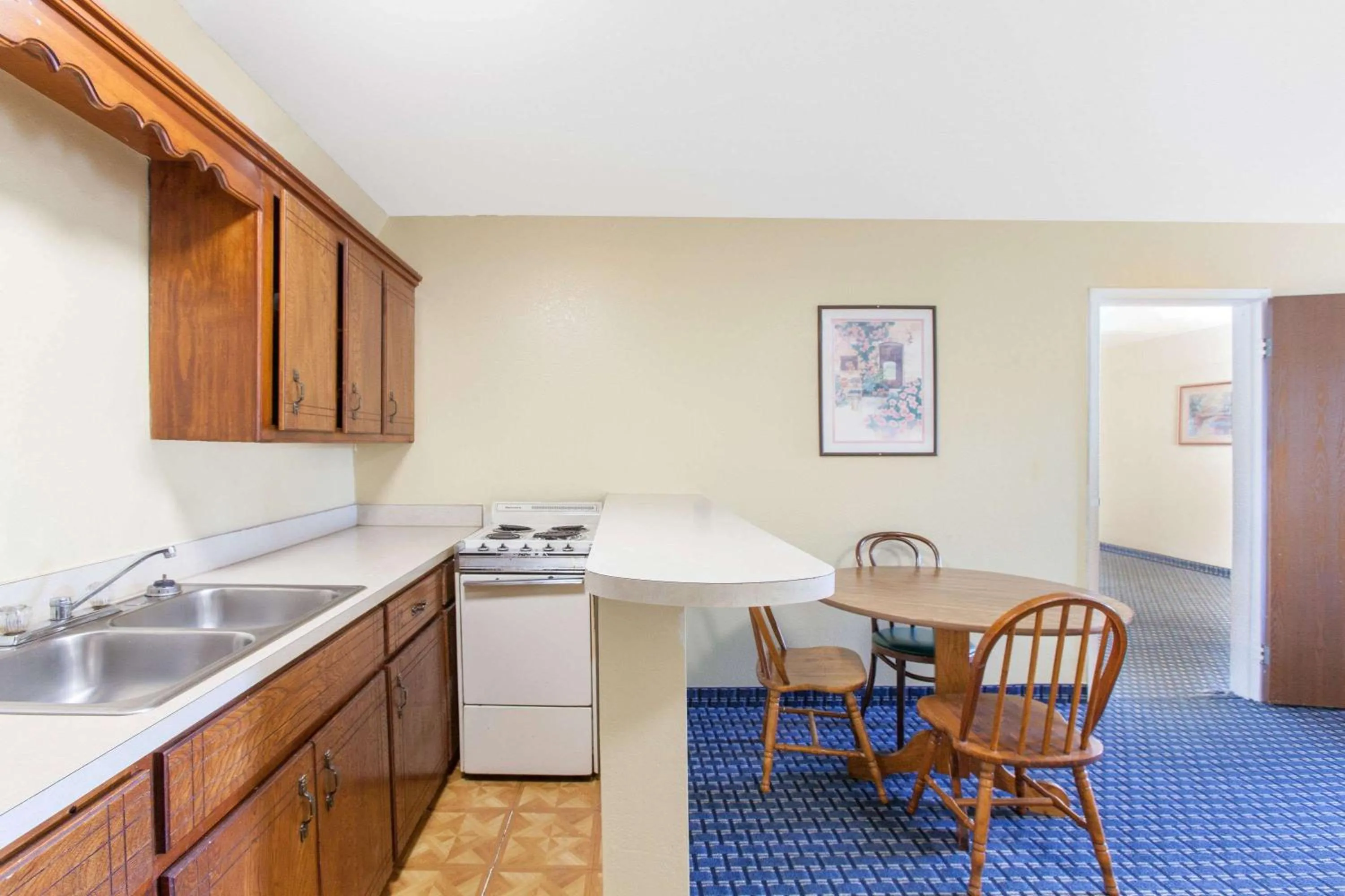 Photo of the whole room in Super 8 by Wyndham Sallisaw