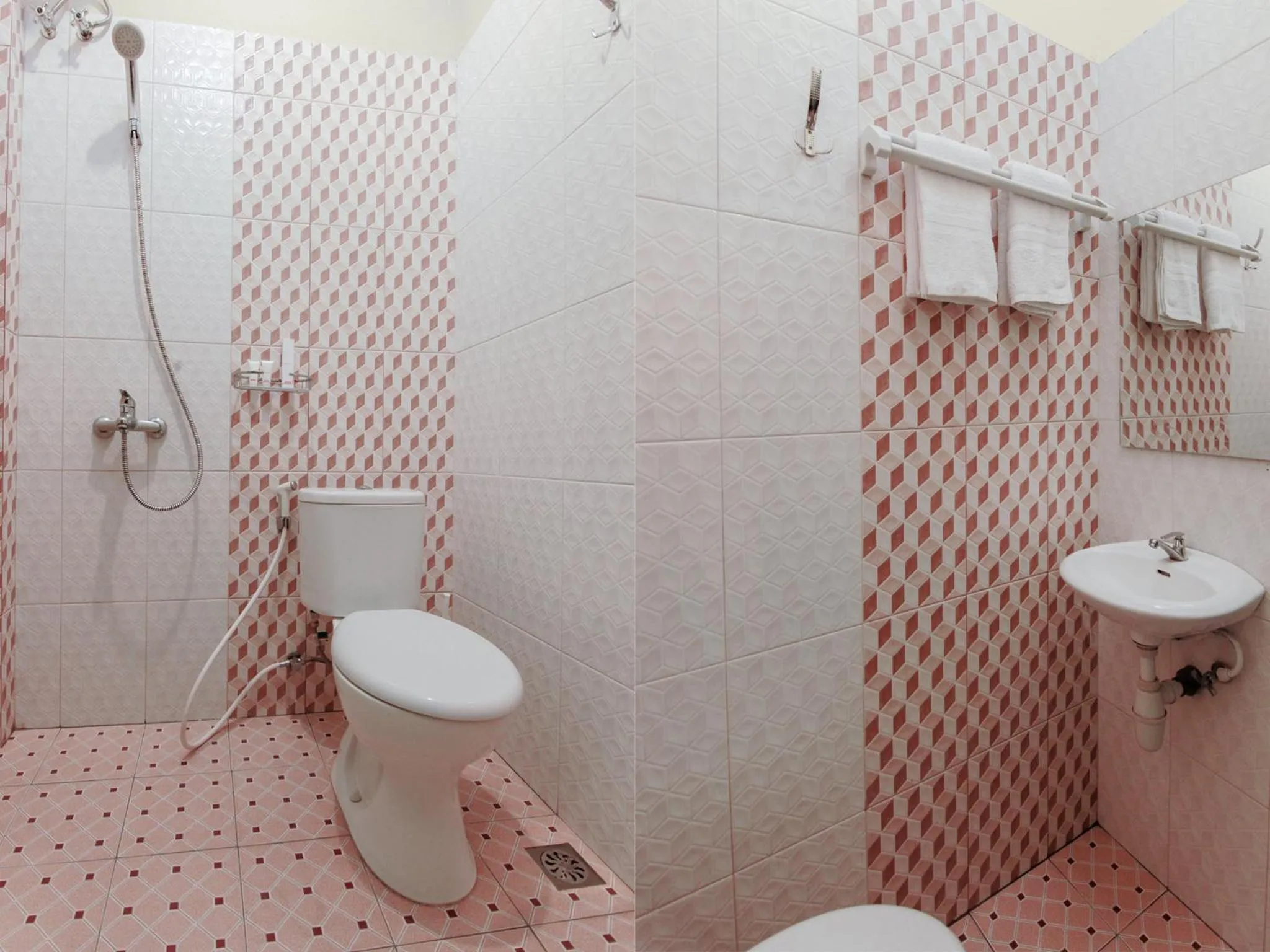 Bathroom in OYO 799 Hotel Dieng