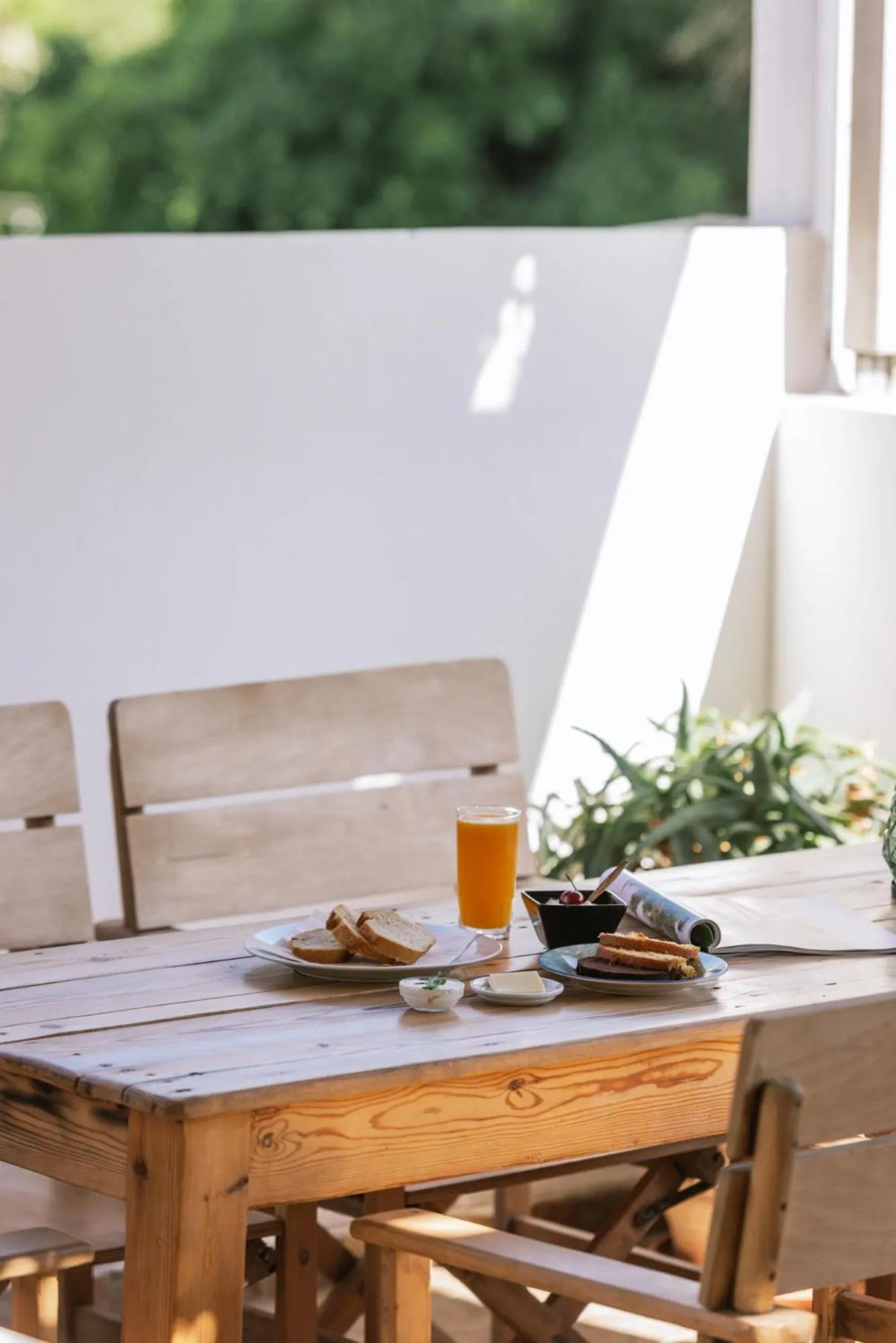 Die Zwei Brüder Art & Suites