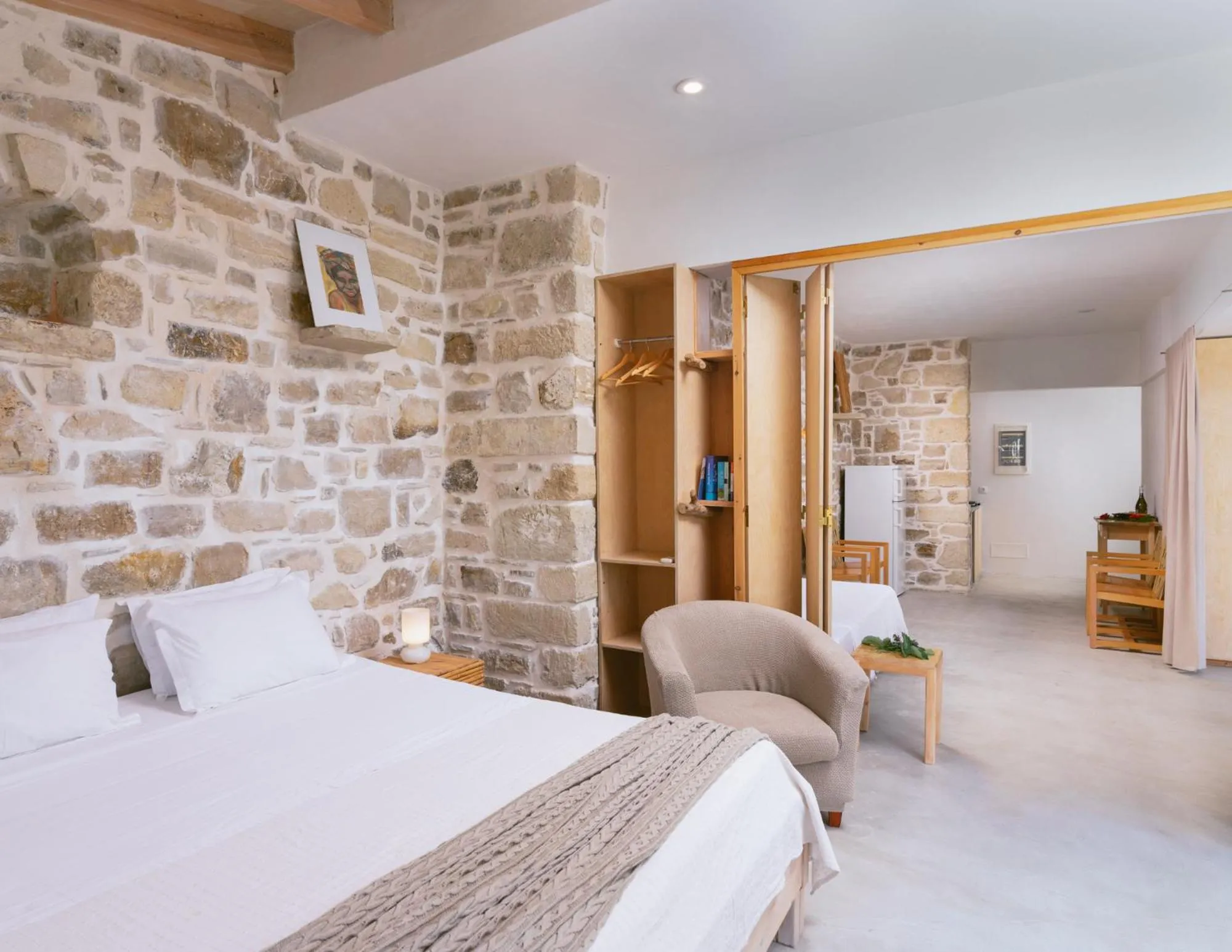 Bed in Die Zwei Brüder Art & Suites