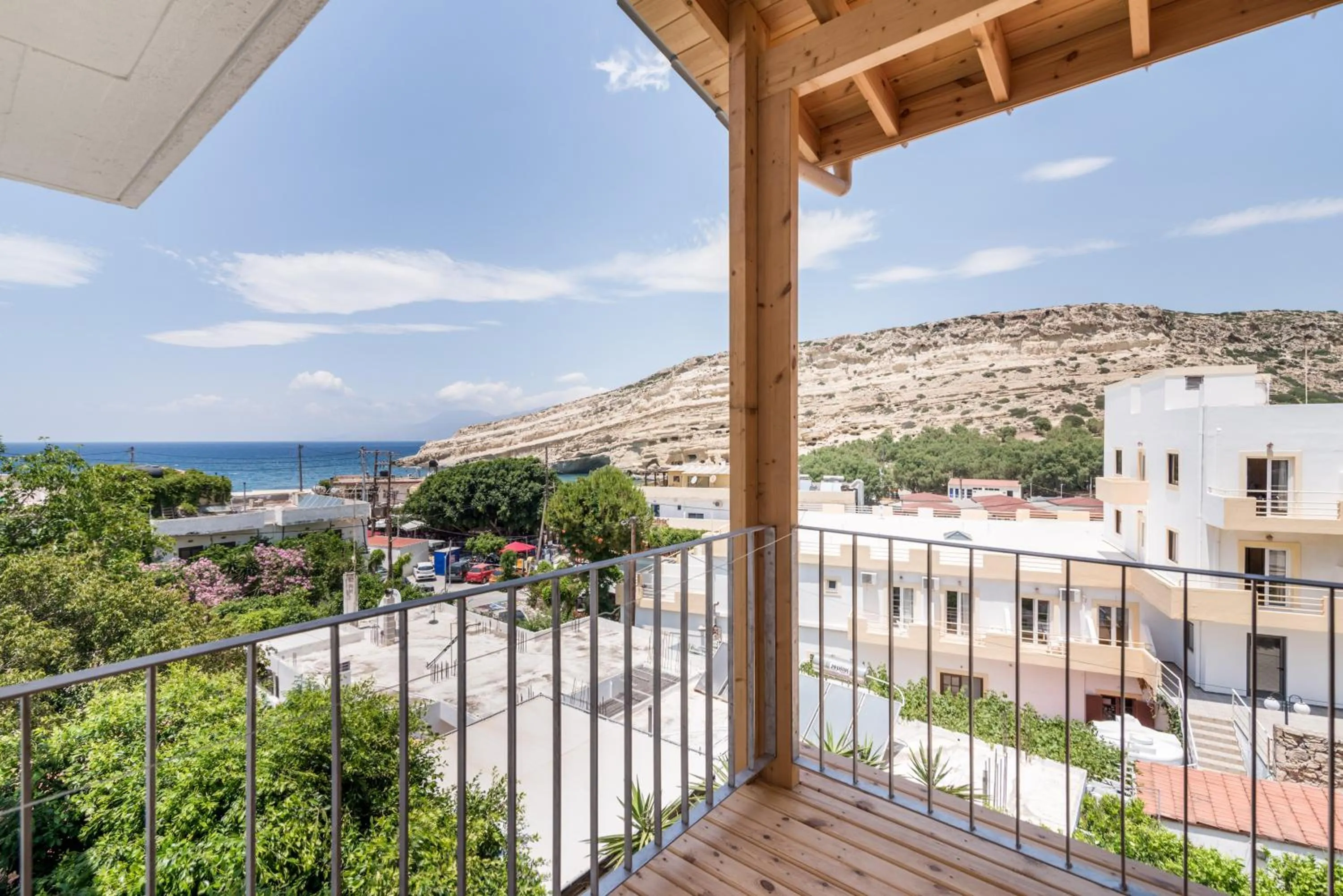 Die Zwei Brüder Art & Suites