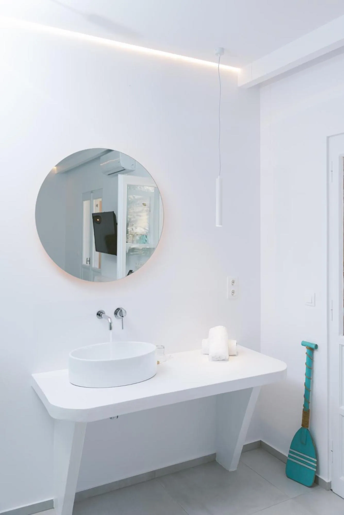 Die Zwei Brüder Art & Suites