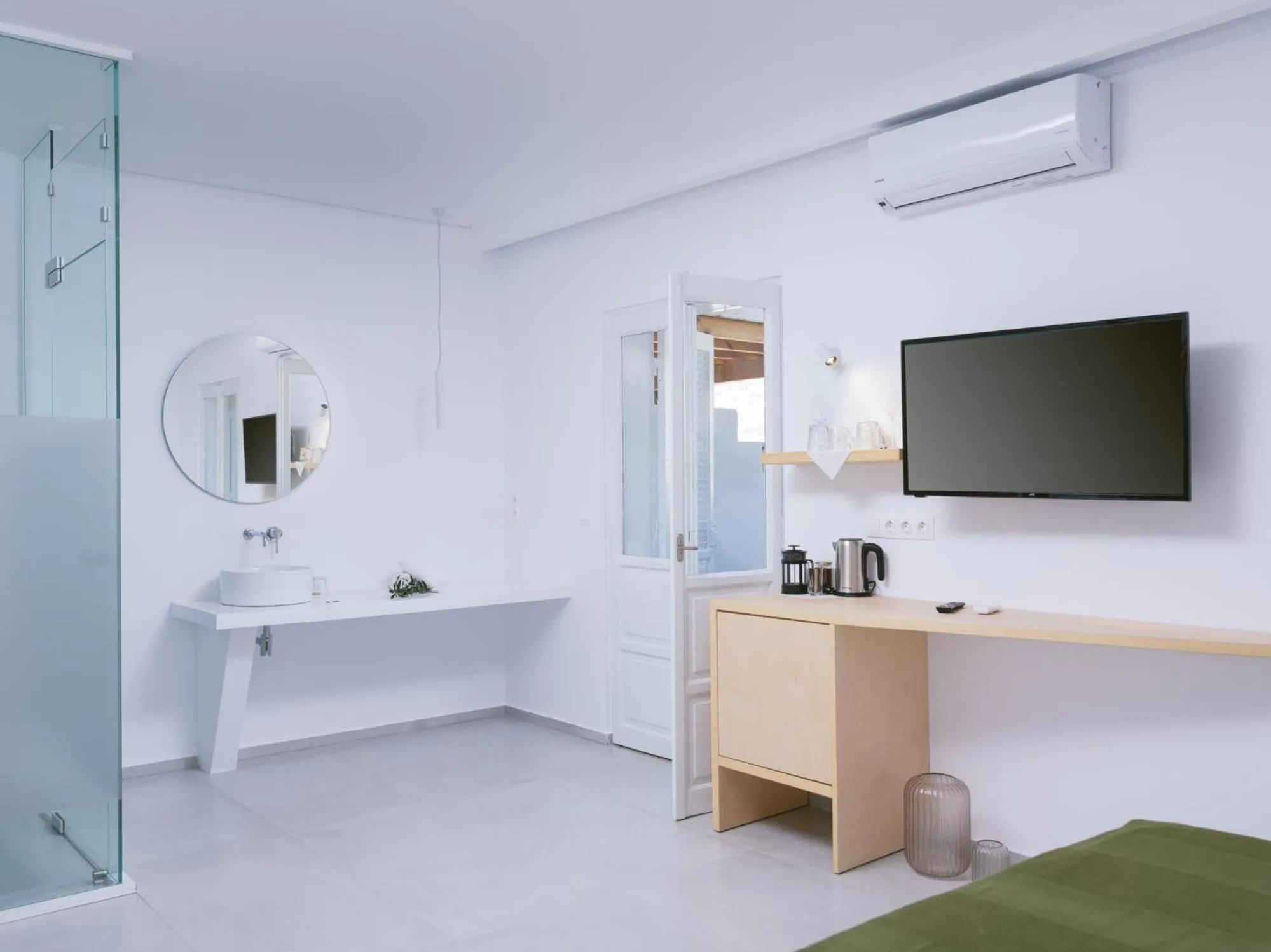 Bed in Die Zwei Brüder Art & Suites