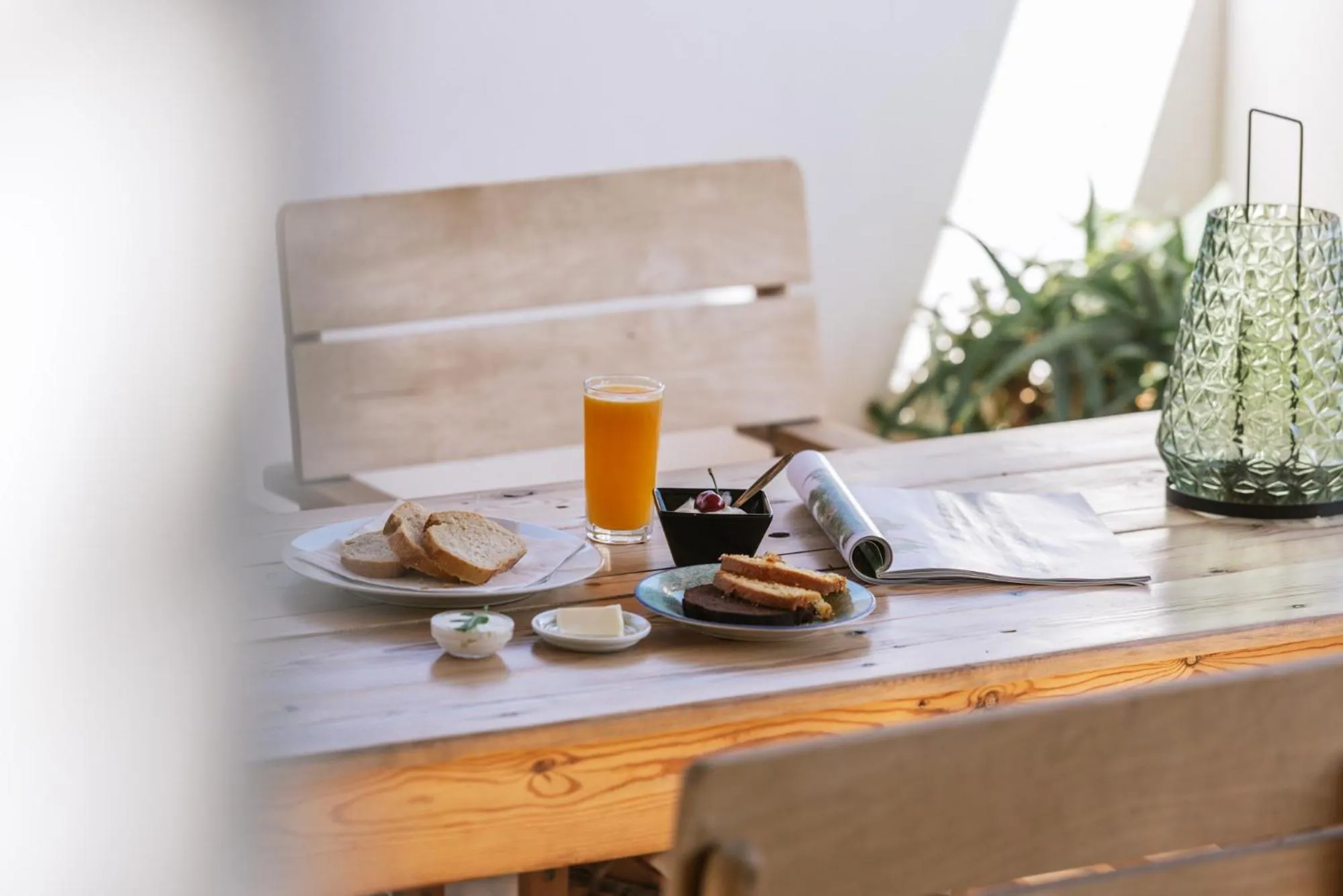 Die Zwei Brüder Art & Suites