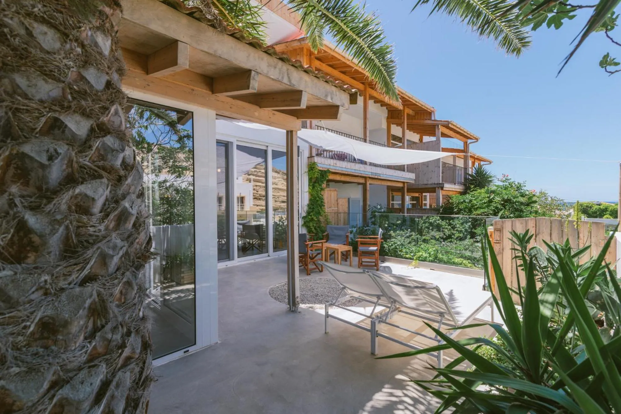 Die Zwei Brüder Art & Suites