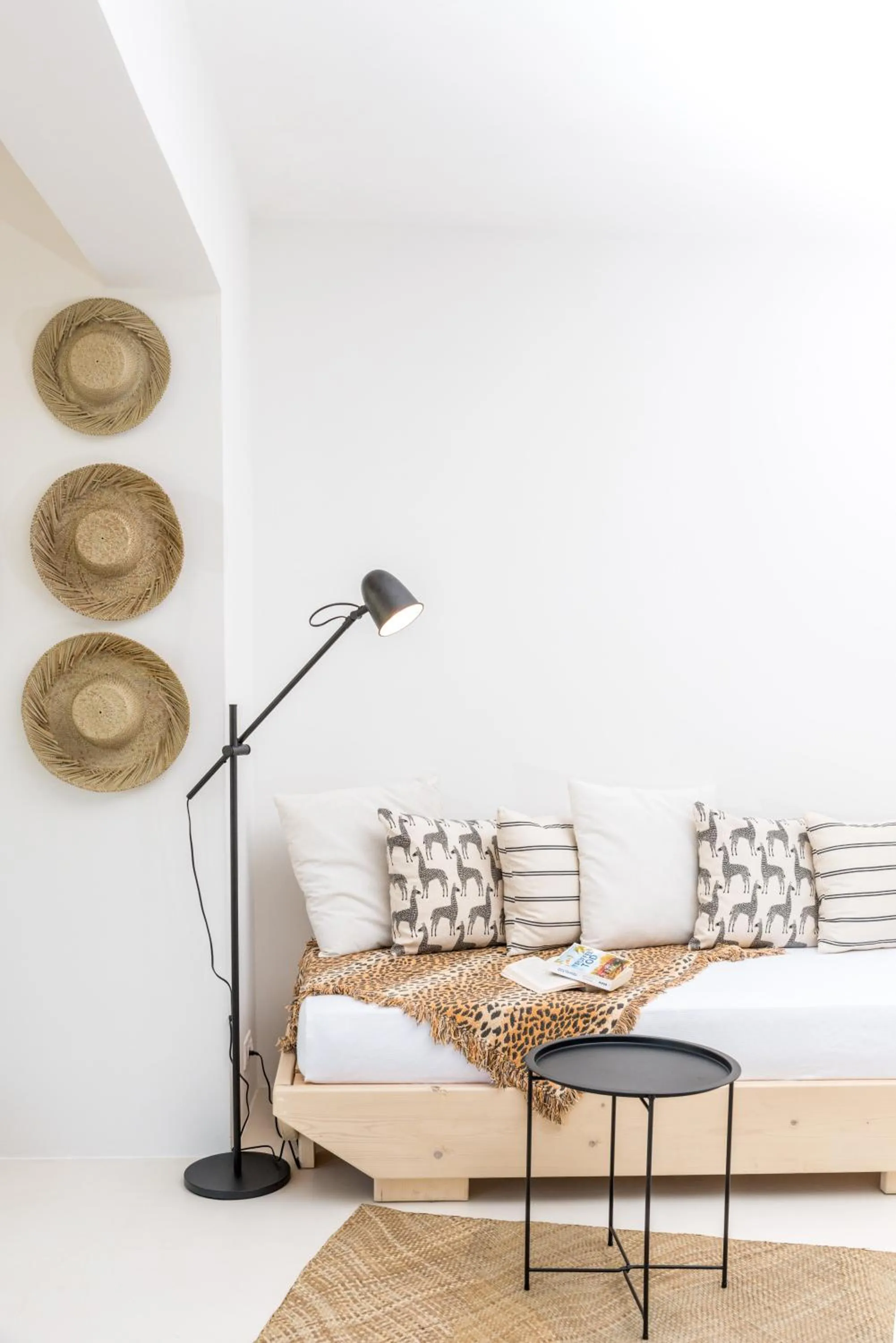 Die Zwei Brüder Art & Suites