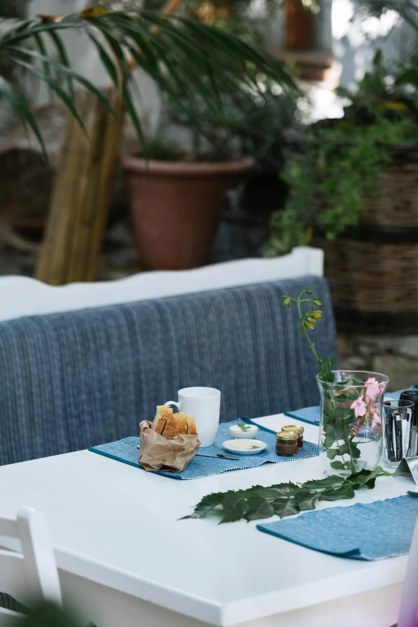 Die Zwei Brüder Art & Suites