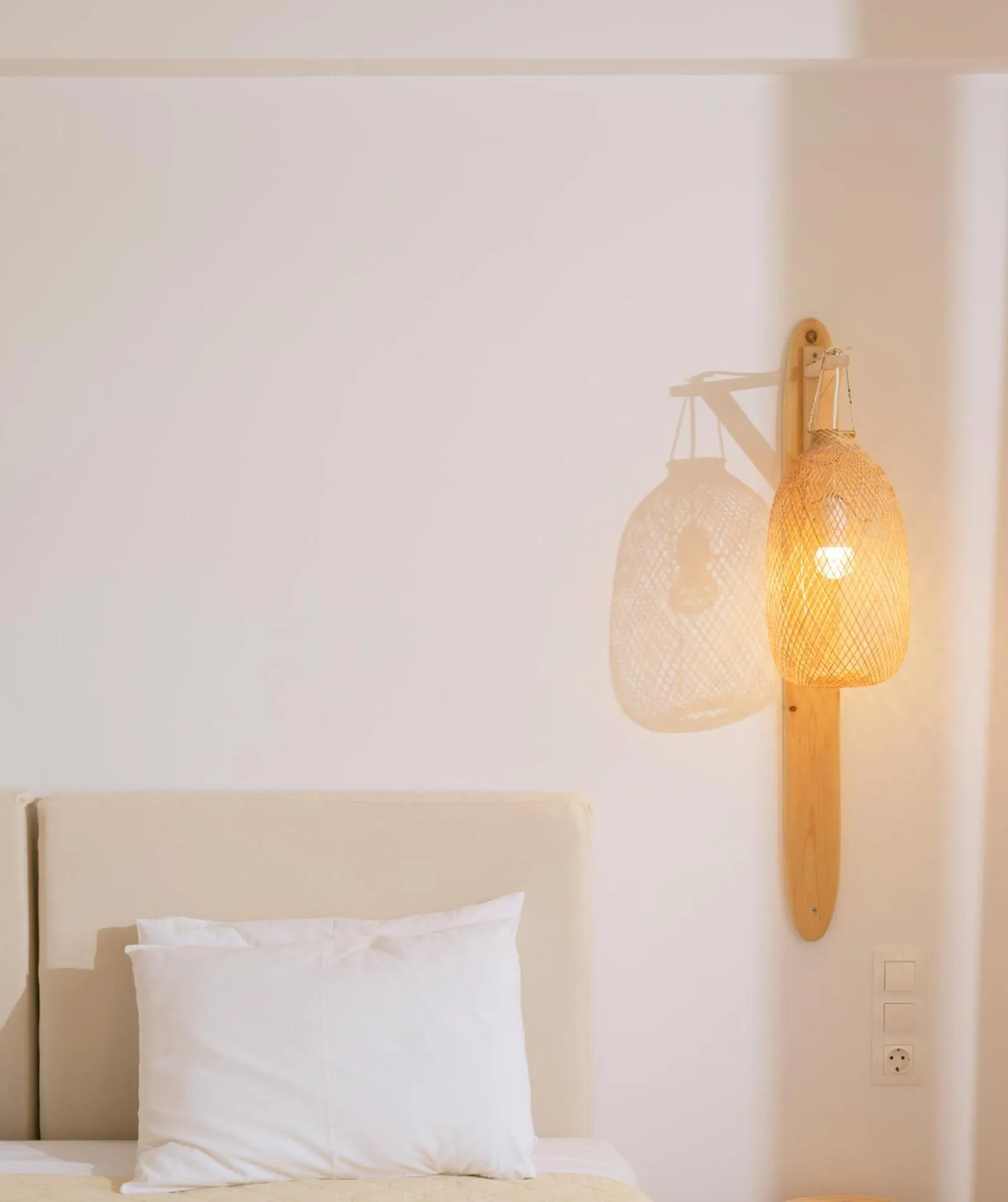 Bed in Die Zwei Brüder Art & Suites