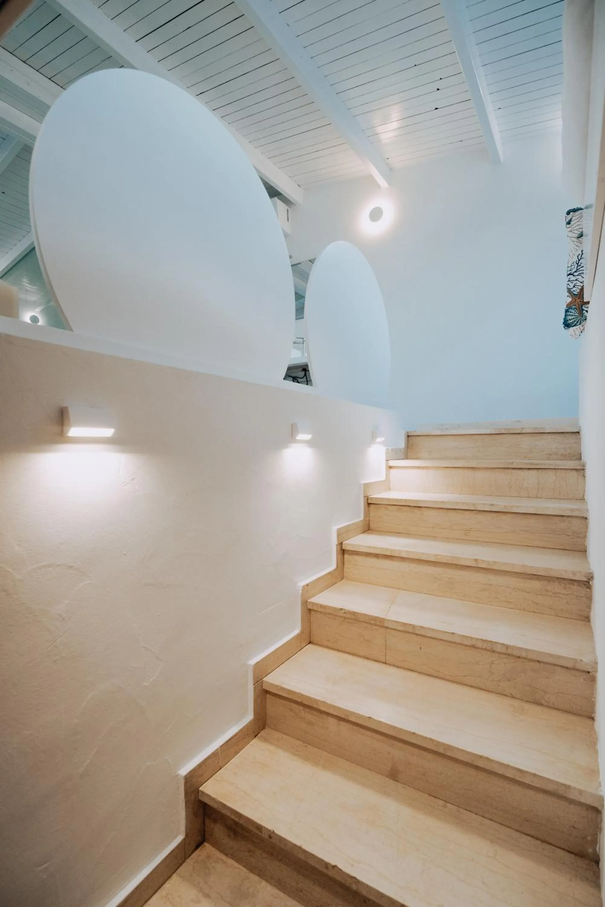 Die Zwei Brüder Art & Suites