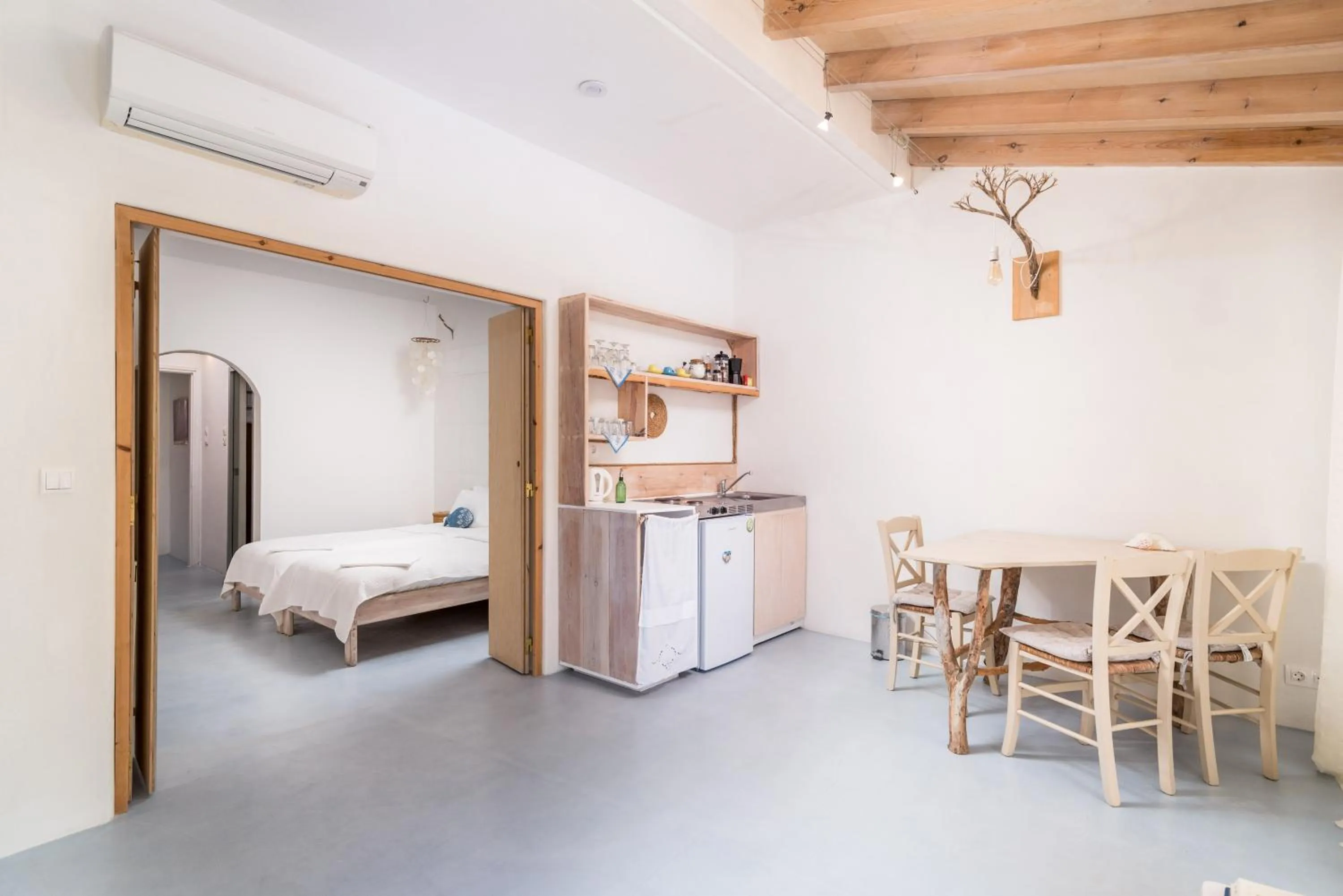 Bed in Die Zwei Brüder Art & Suites