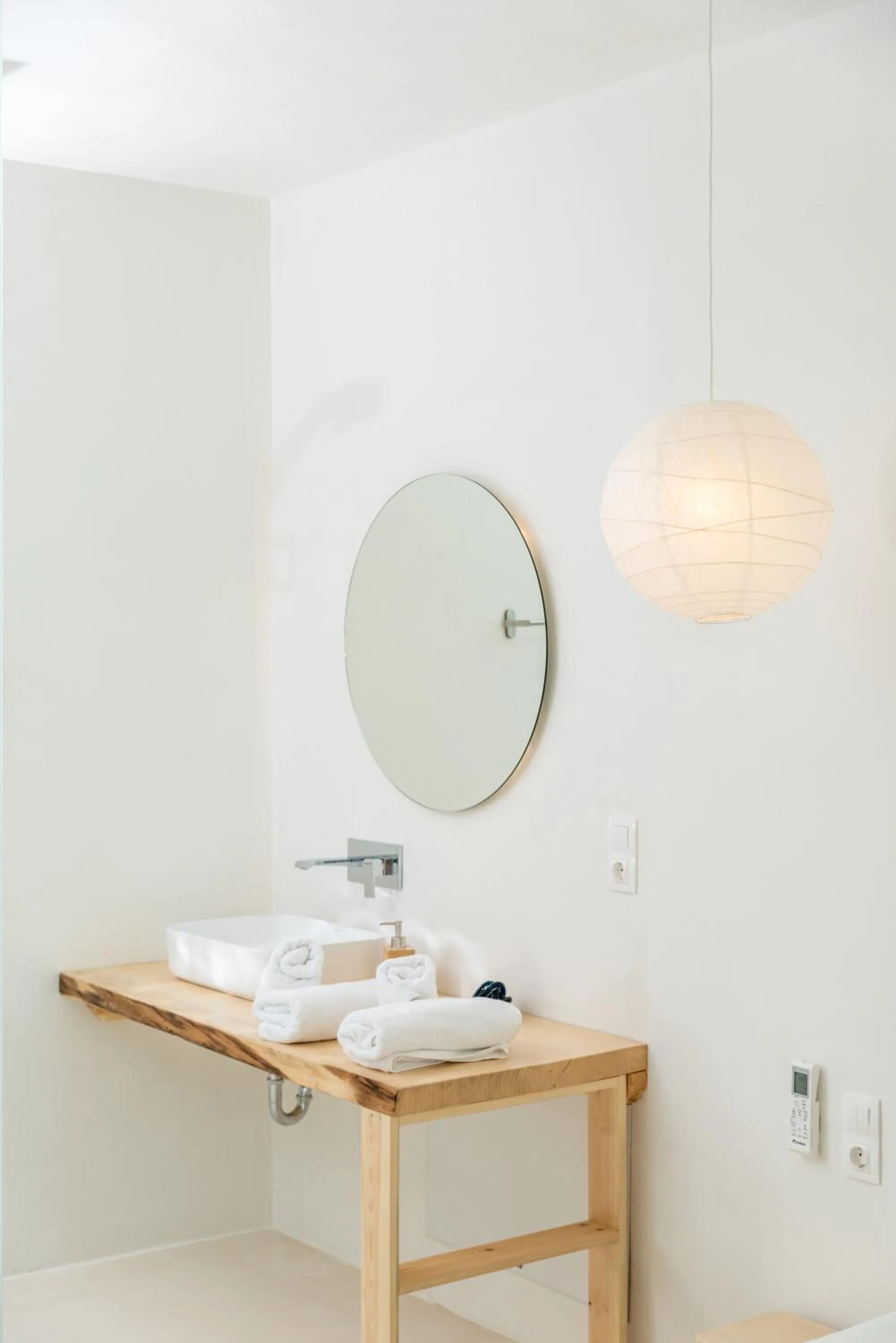 Die Zwei Brüder Art & Suites