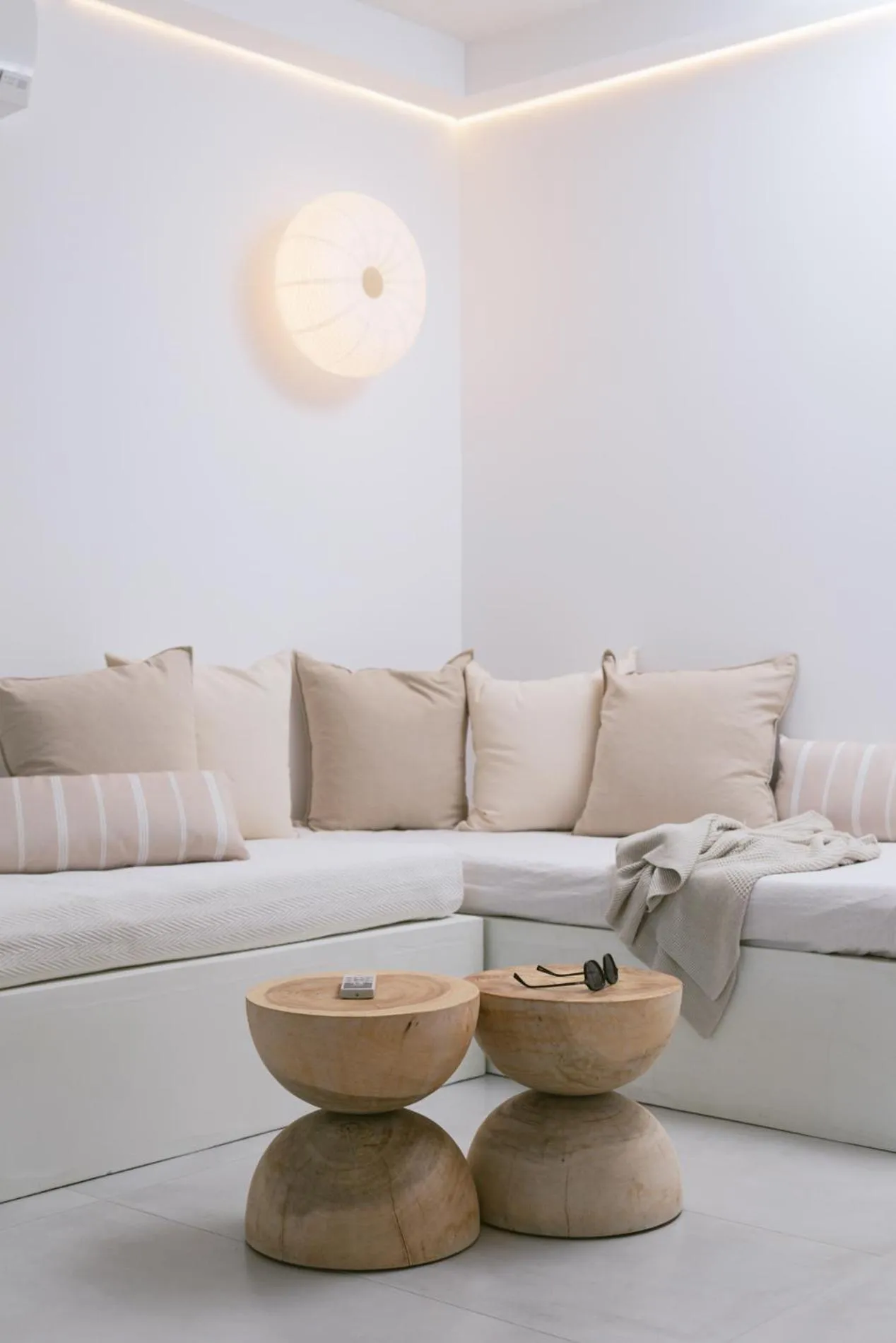 Die Zwei Brüder Art & Suites