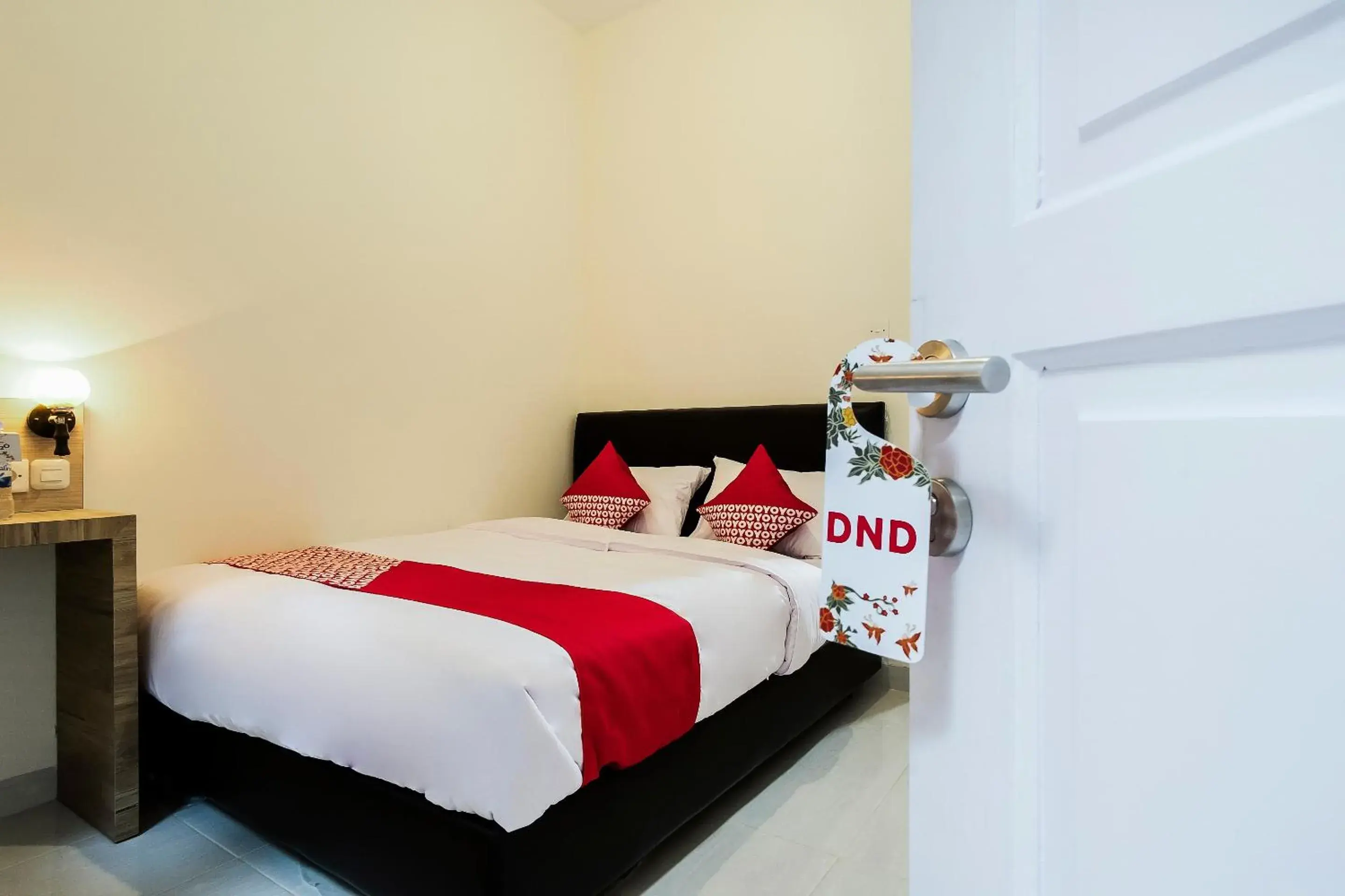 Standard Double Room in Capital O 873 Kamani Homestay Syariah Standard Double Room in Capital O 873 Kamani Homestay Syariah