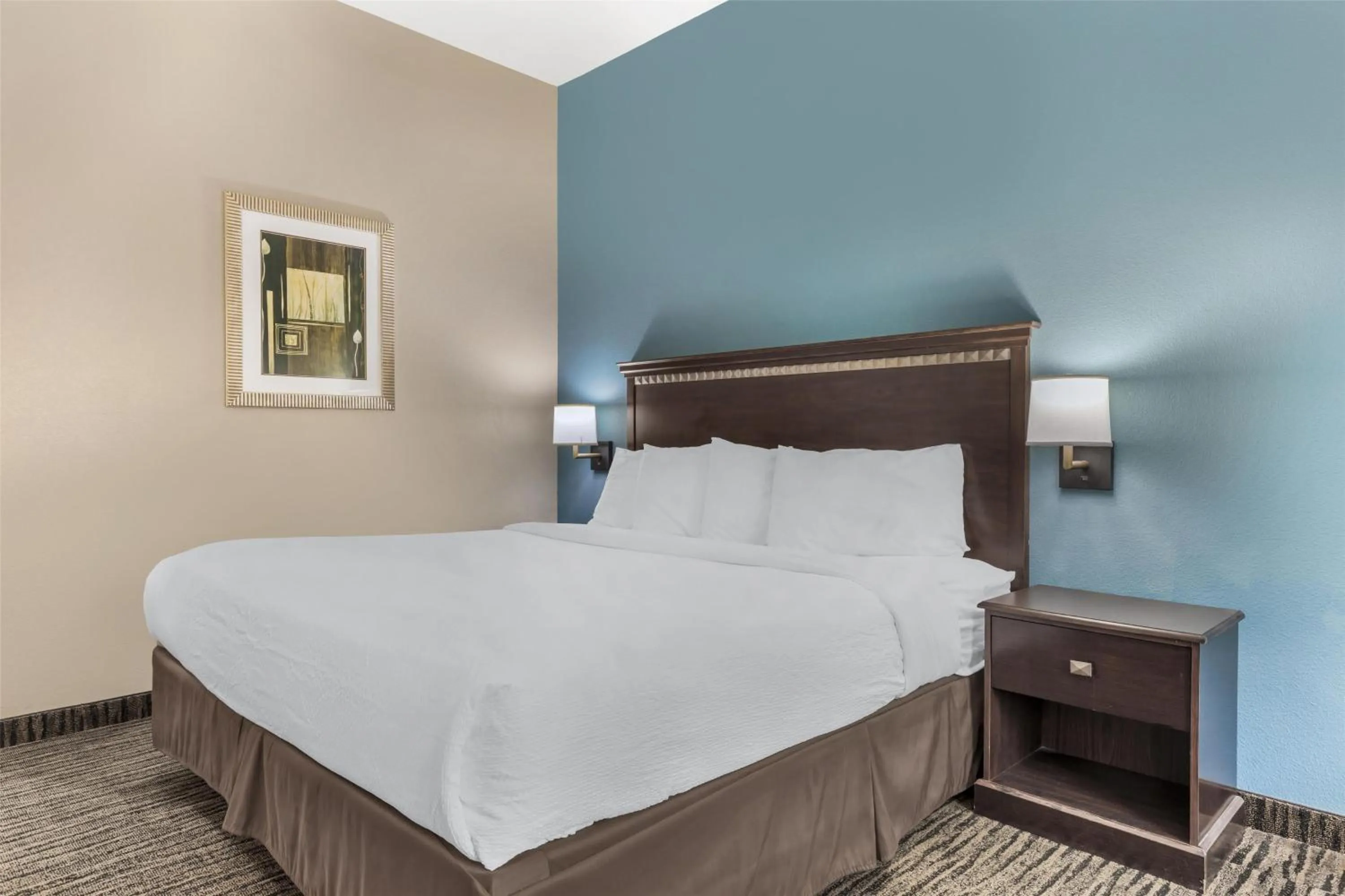 Bedroom, Bed in Best Western Mineola Inn