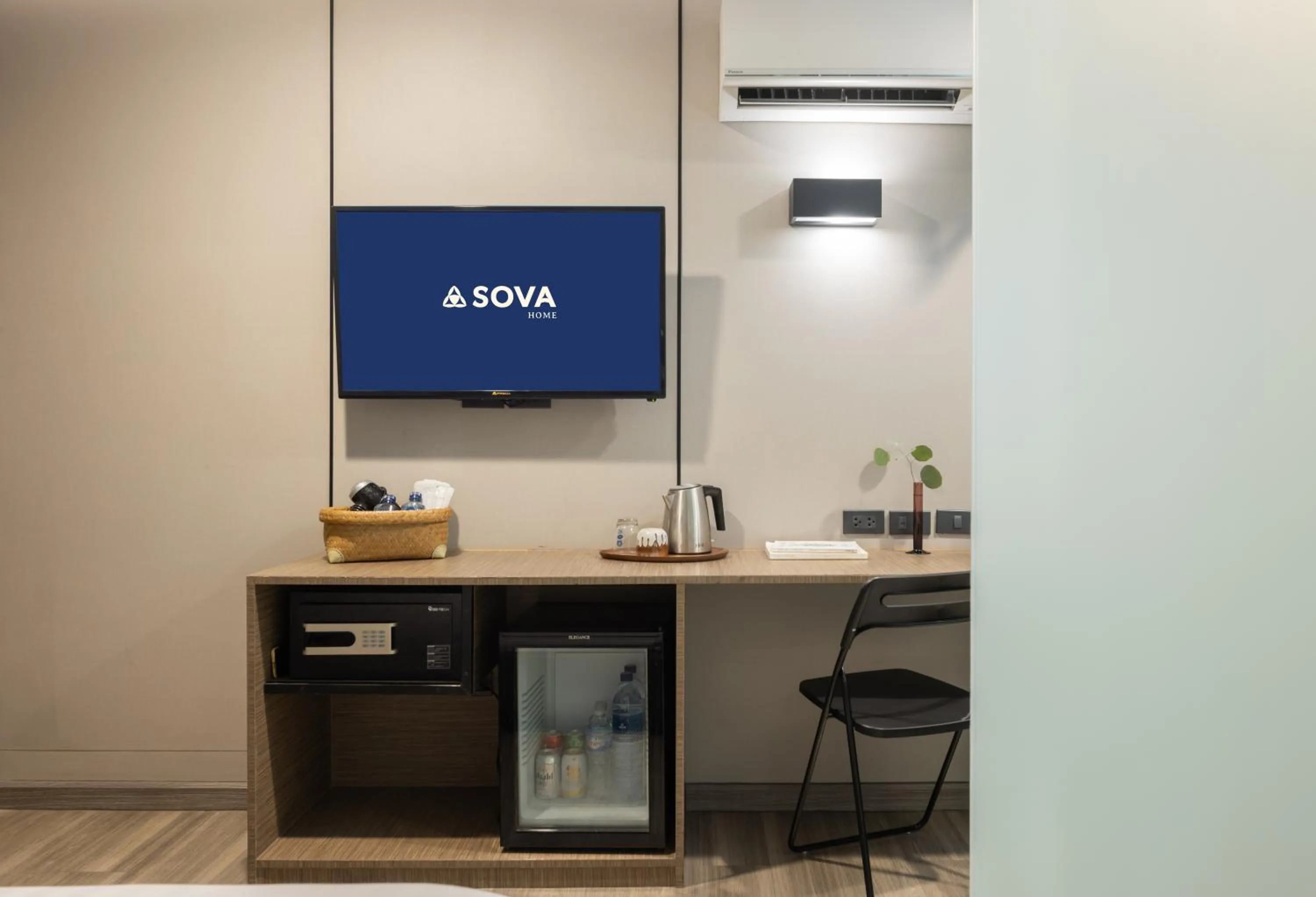 TV and multimedia in SOVA Hotel Bangkok