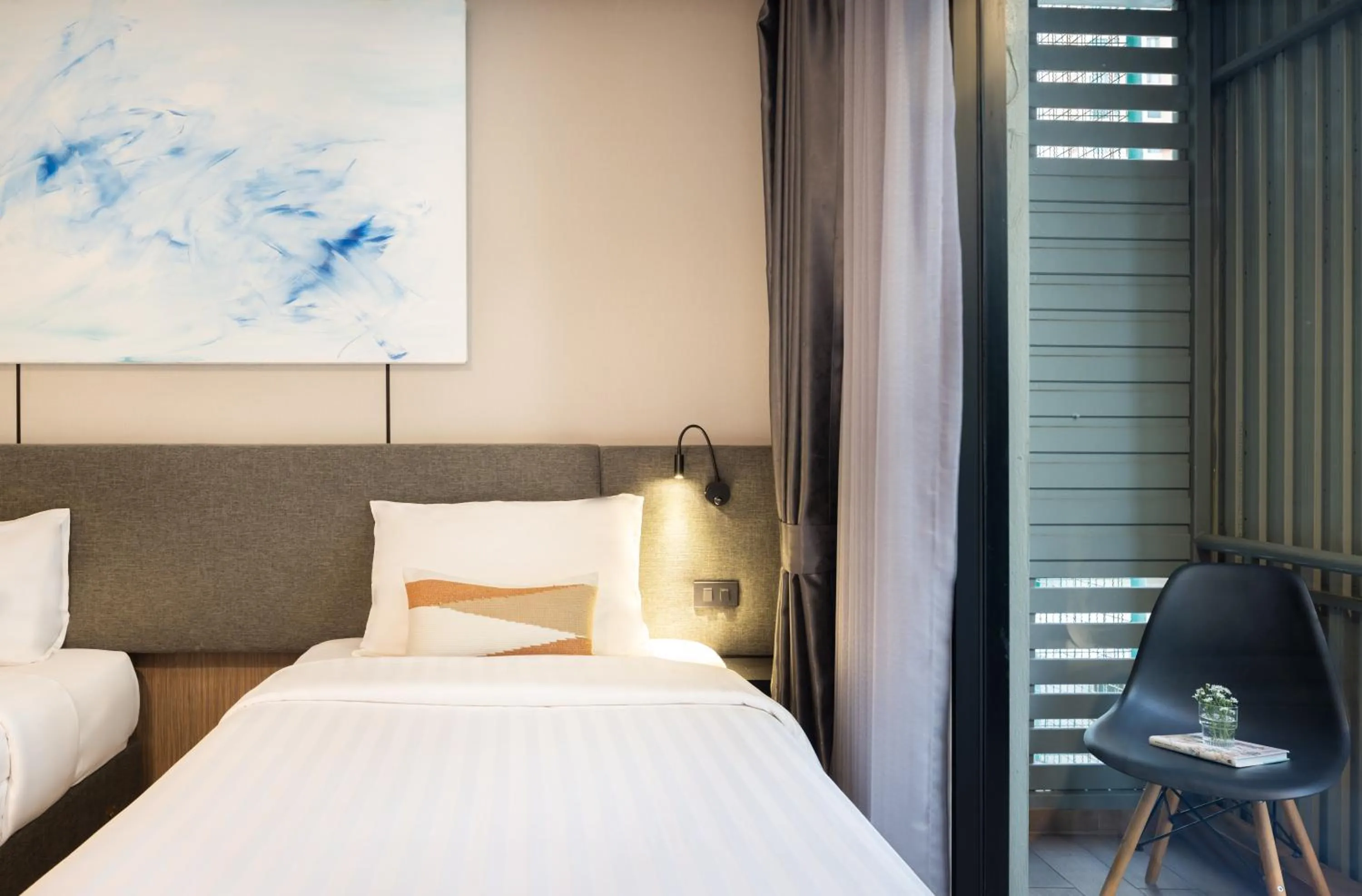 Balcony/Terrace, Bed in SOVA Hotel Bangkok