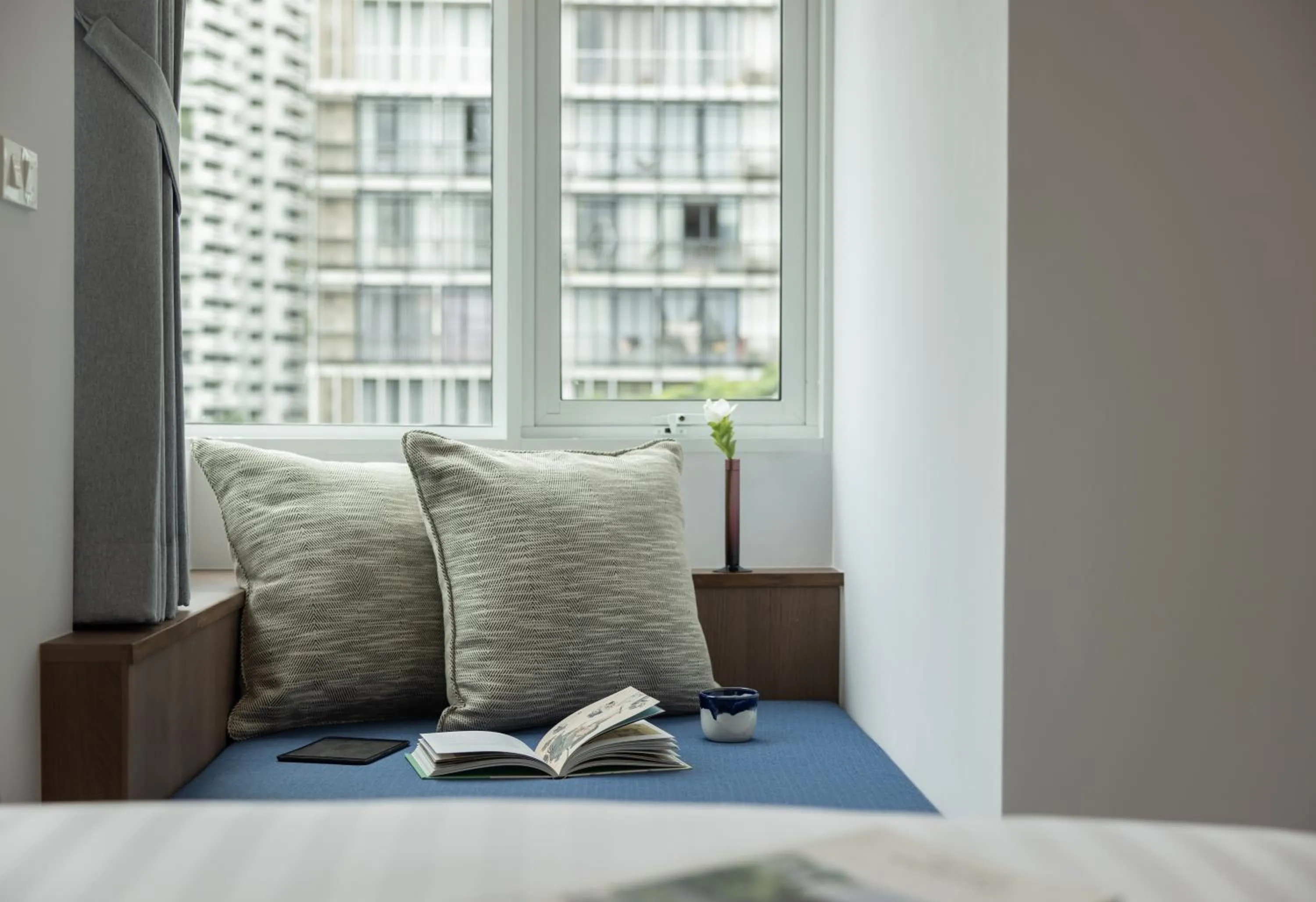 View (from property/room), Bed in SOVA Hotel Bangkok