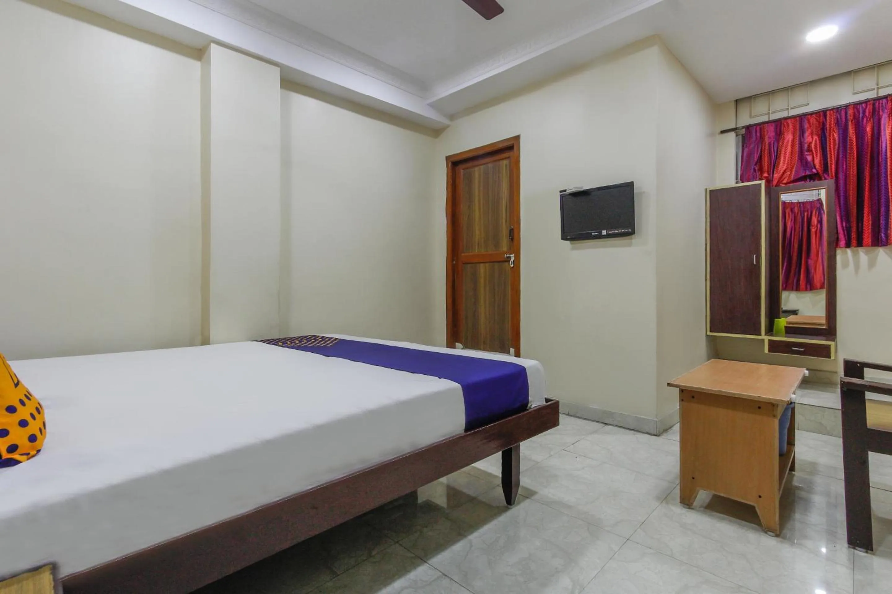 Lobby or reception, Bed in SPOT ON Thangam Lodge