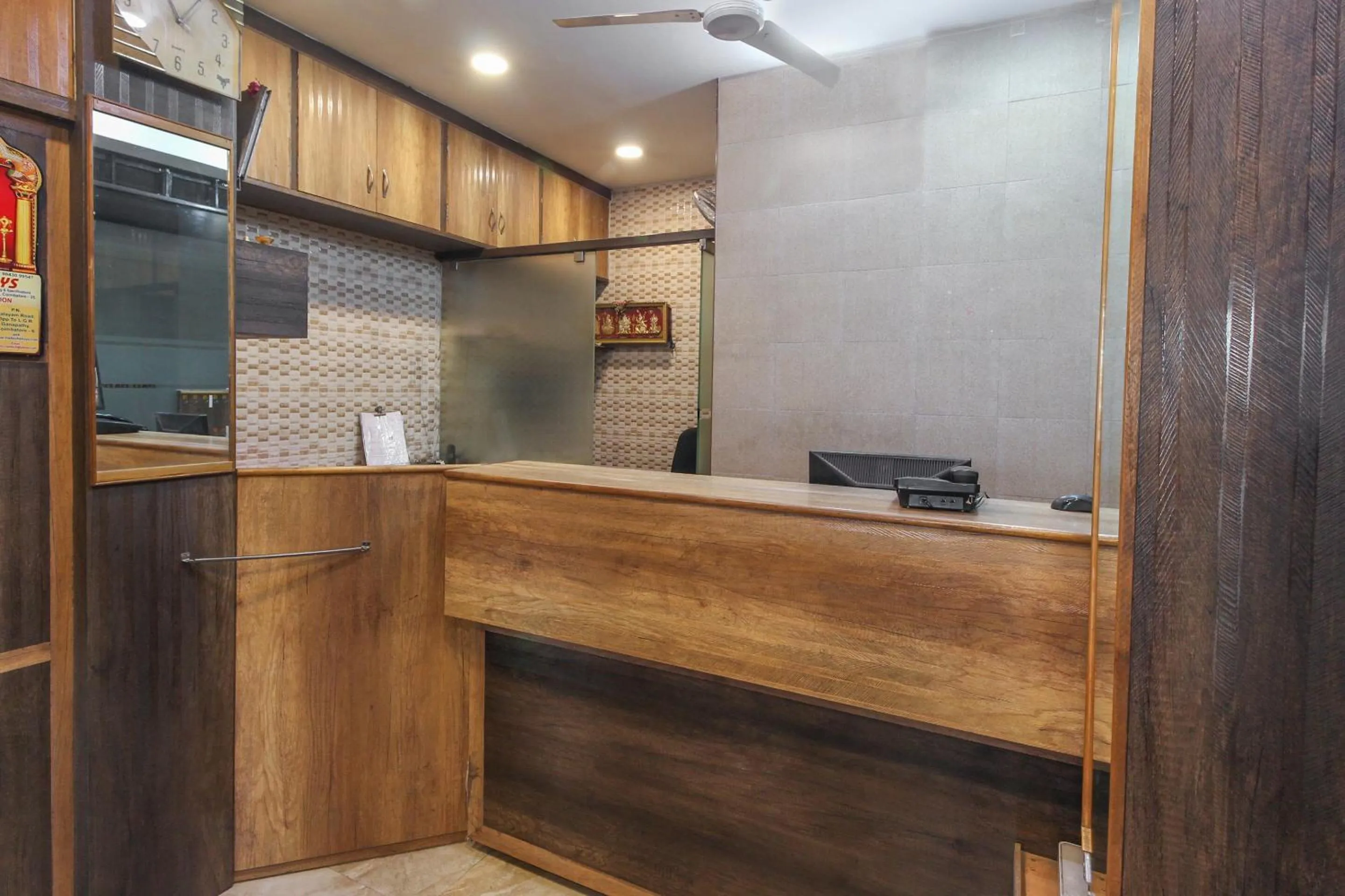 Lobby or reception in SPOT ON Thangam Lodge