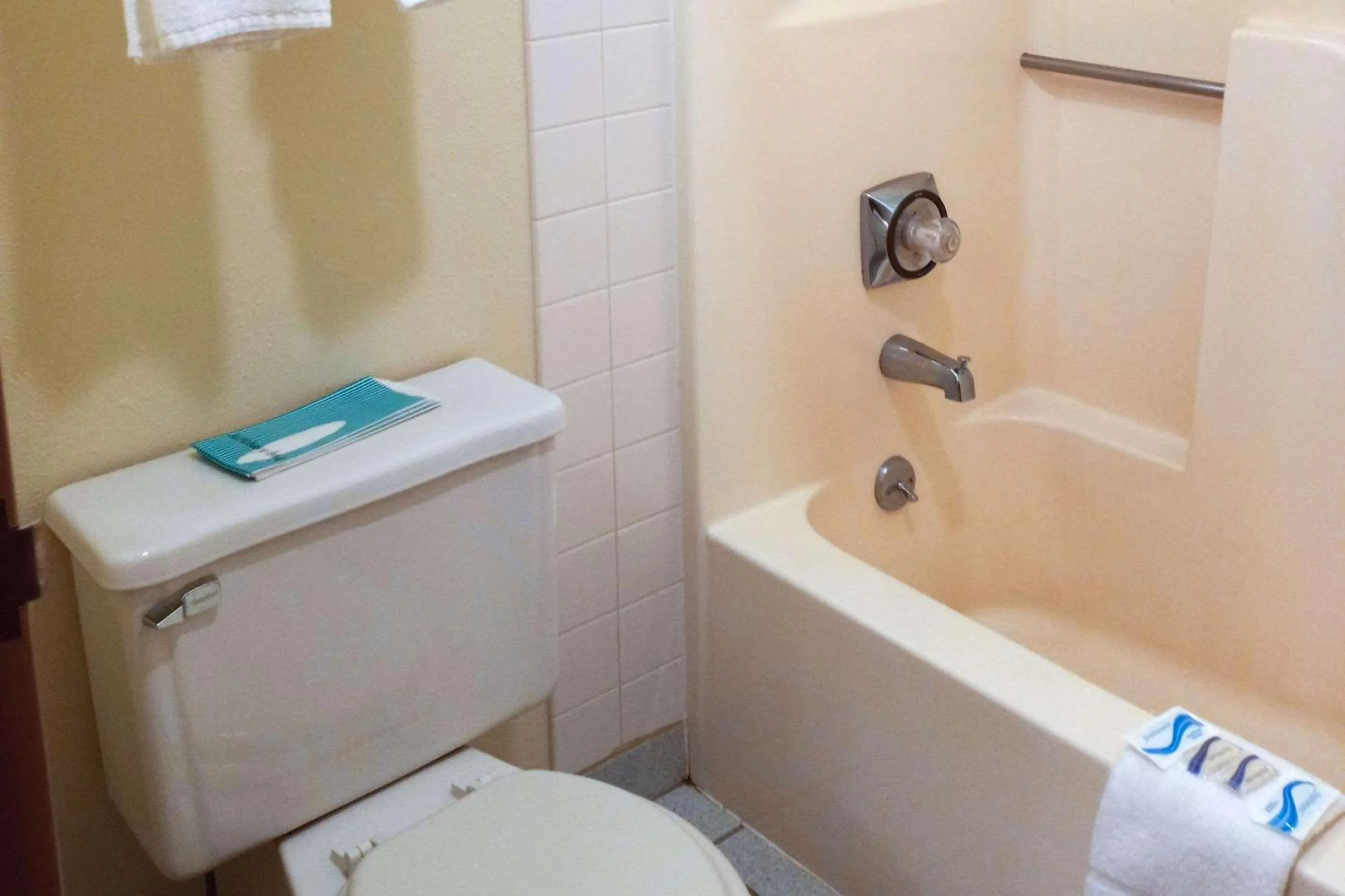 Bathroom in Econo Lodge