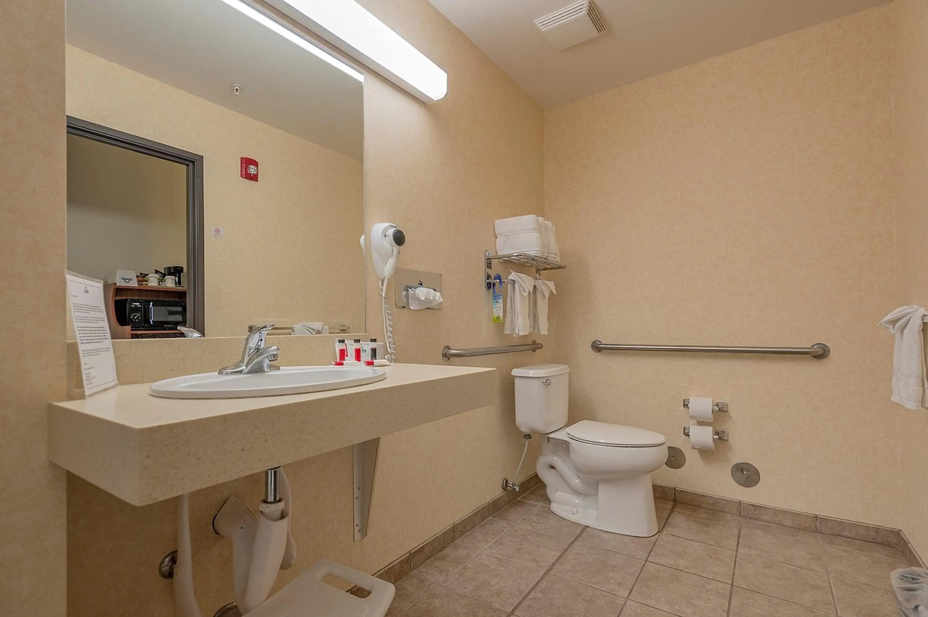 Toilet in Days Inn by Wyndham Manitou Springs