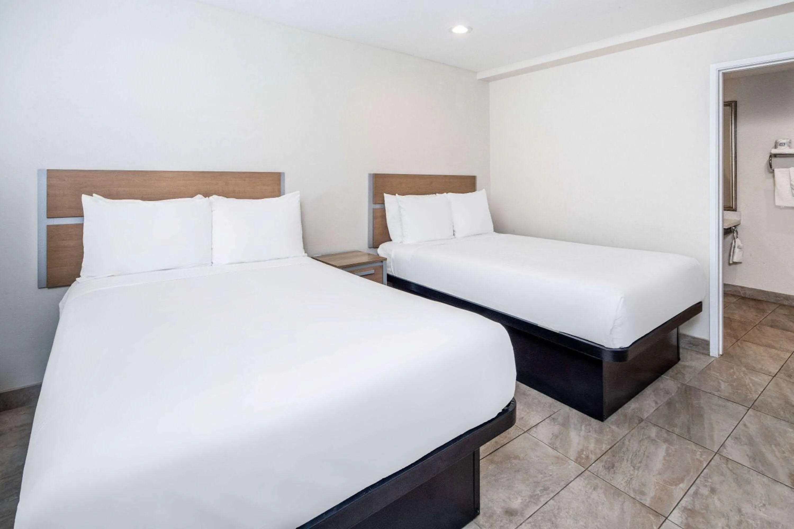 Photo of the whole room in Super 8 by Wyndham Bakersfield CA