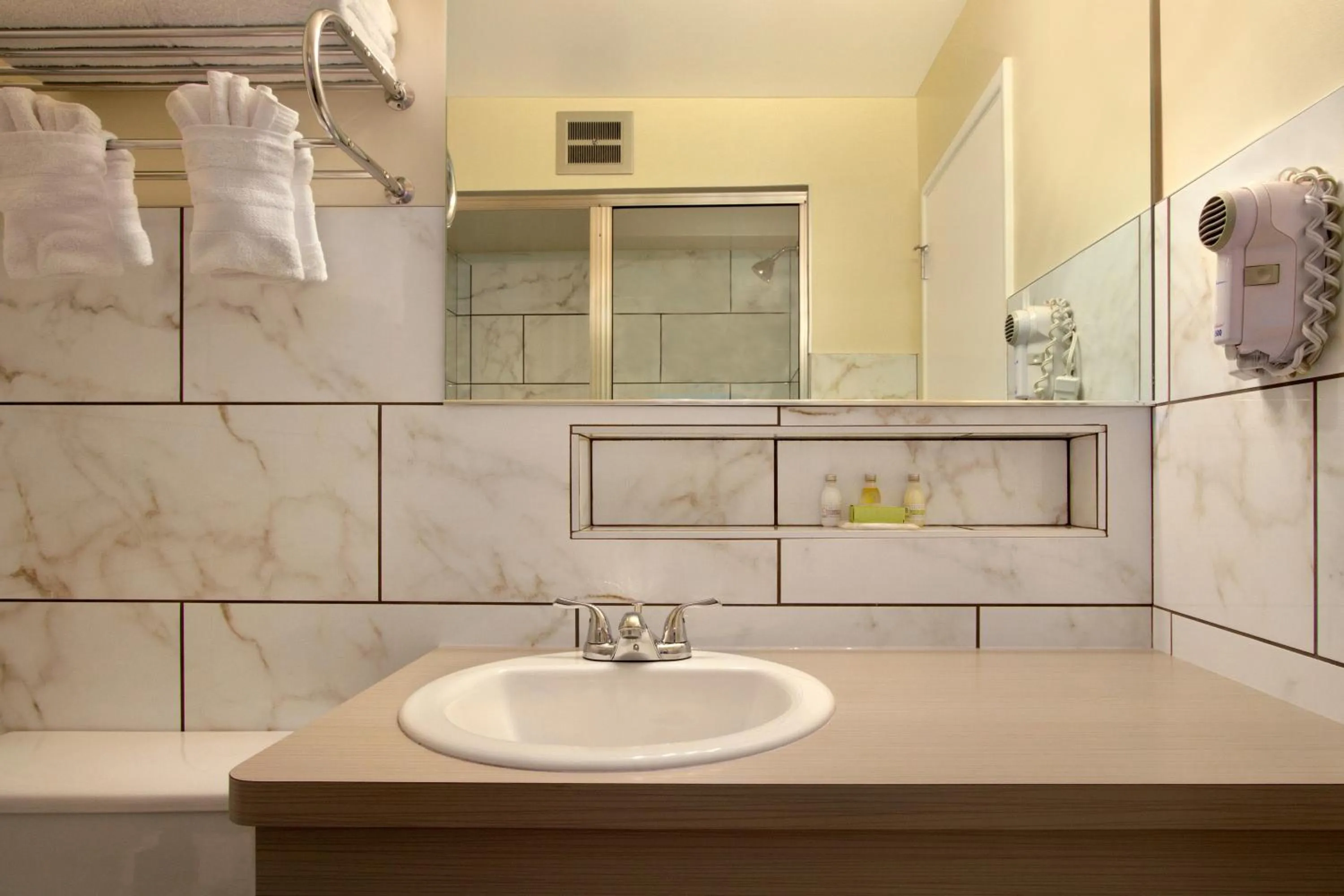 Bathroom in Steam Plant Hotel