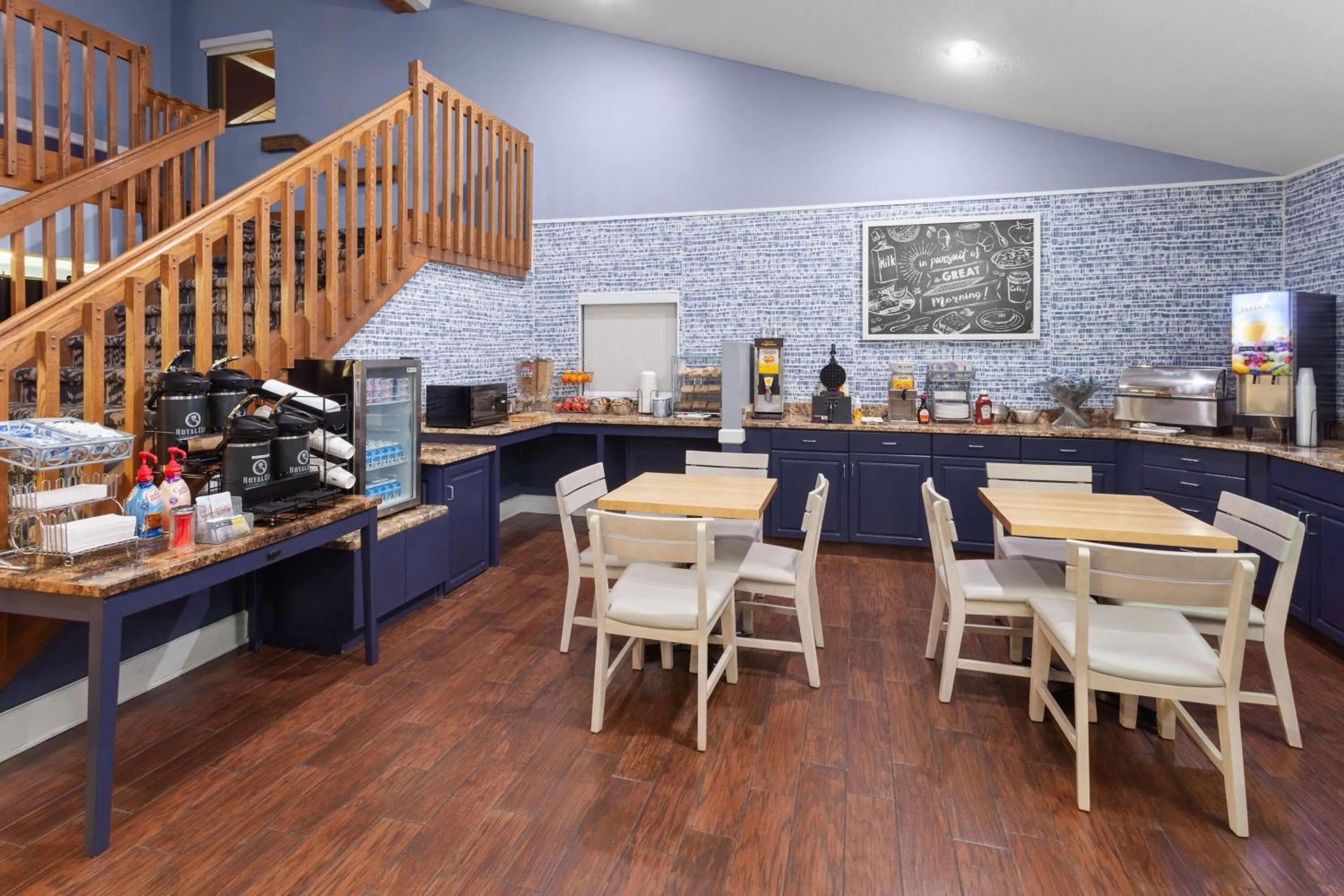 Breakfast in AmericInn by Wyndham West Salem